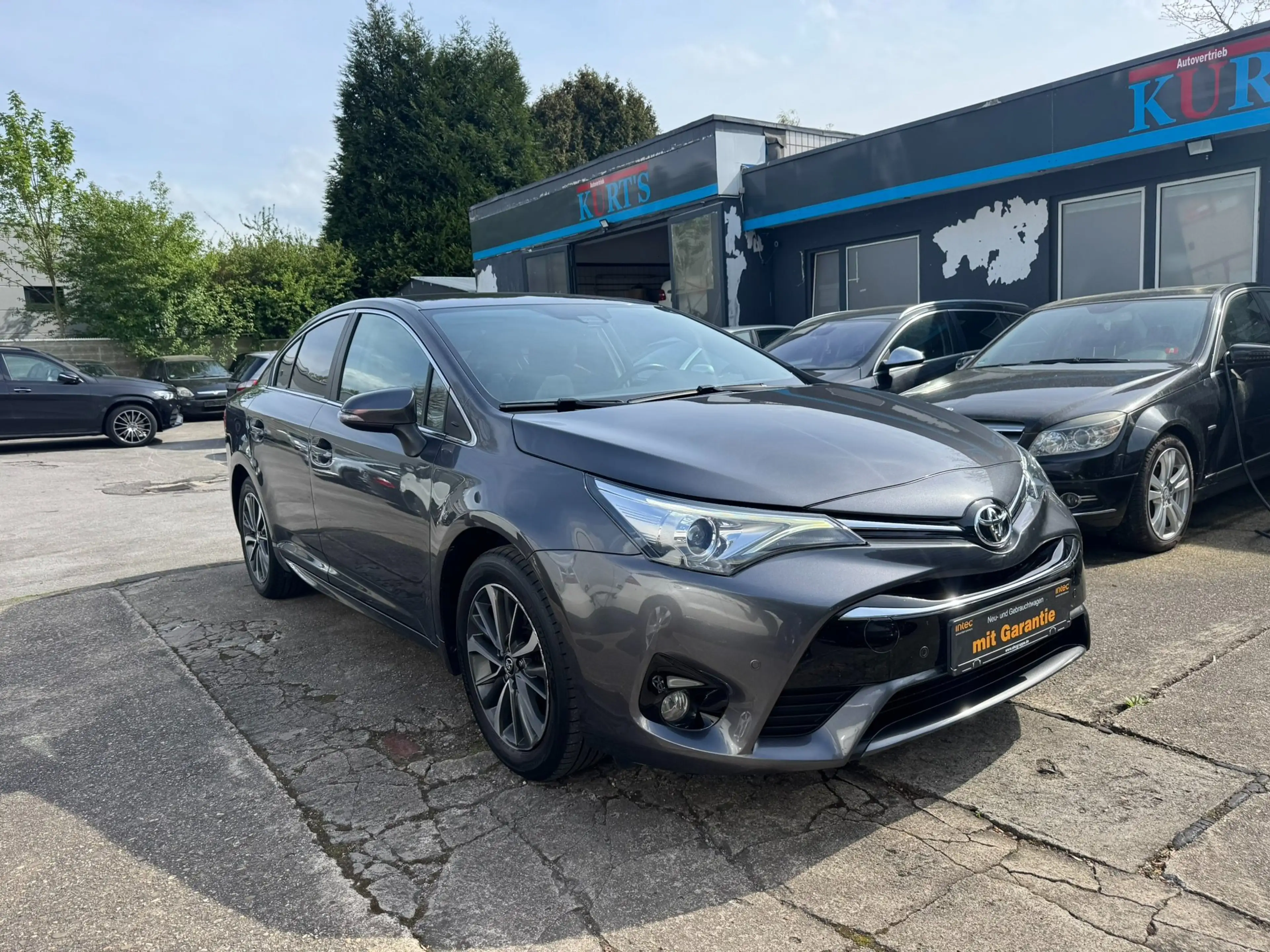 Toyota Avensis Business Edition/1.Hand/1.8/Navi/Kamera