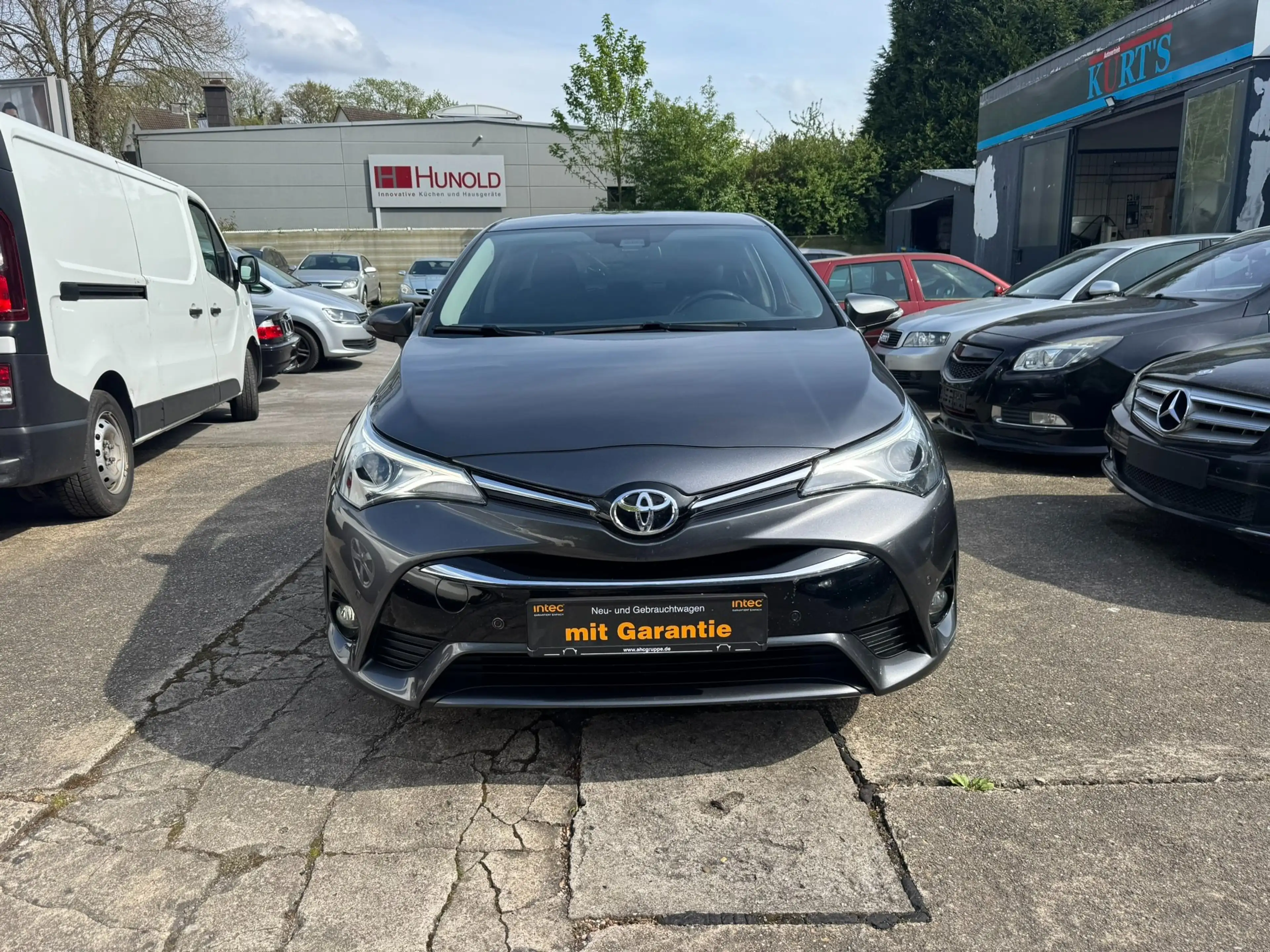 Toyota Avensis Business Edition/1.Hand/1.8/Navi/Kamera — photo 2