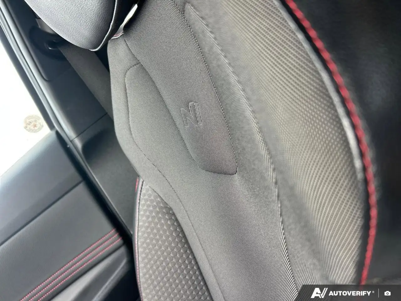Hyundai ELANTRA снимка Hyundai ELANTRA
