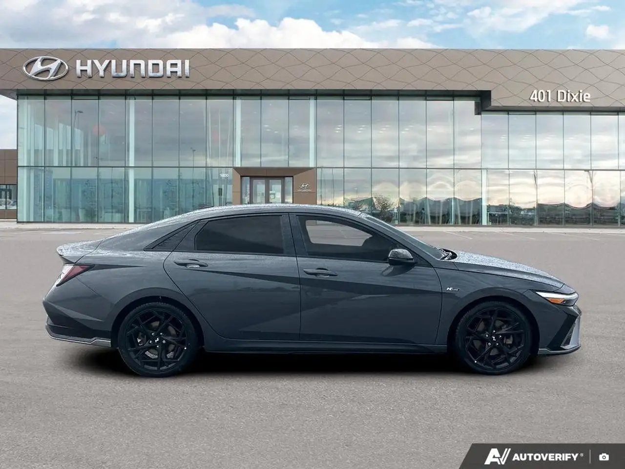 Hyundai ELANTRA снимка Hyundai ELANTRA