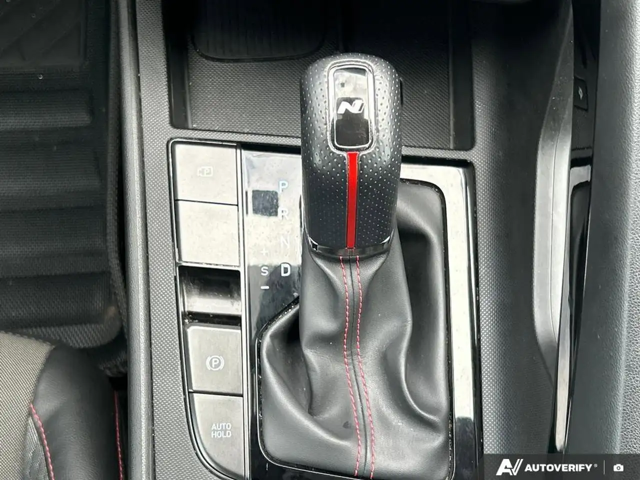 Hyundai ELANTRA снимка Hyundai ELANTRA
