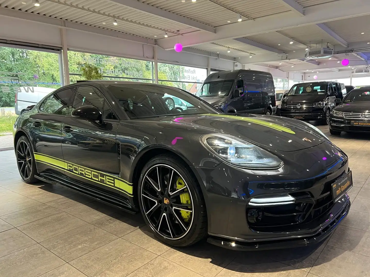 Porsche Panamera 4 E-Hybrid *Sport Design*Exclusive Schwarz - 2