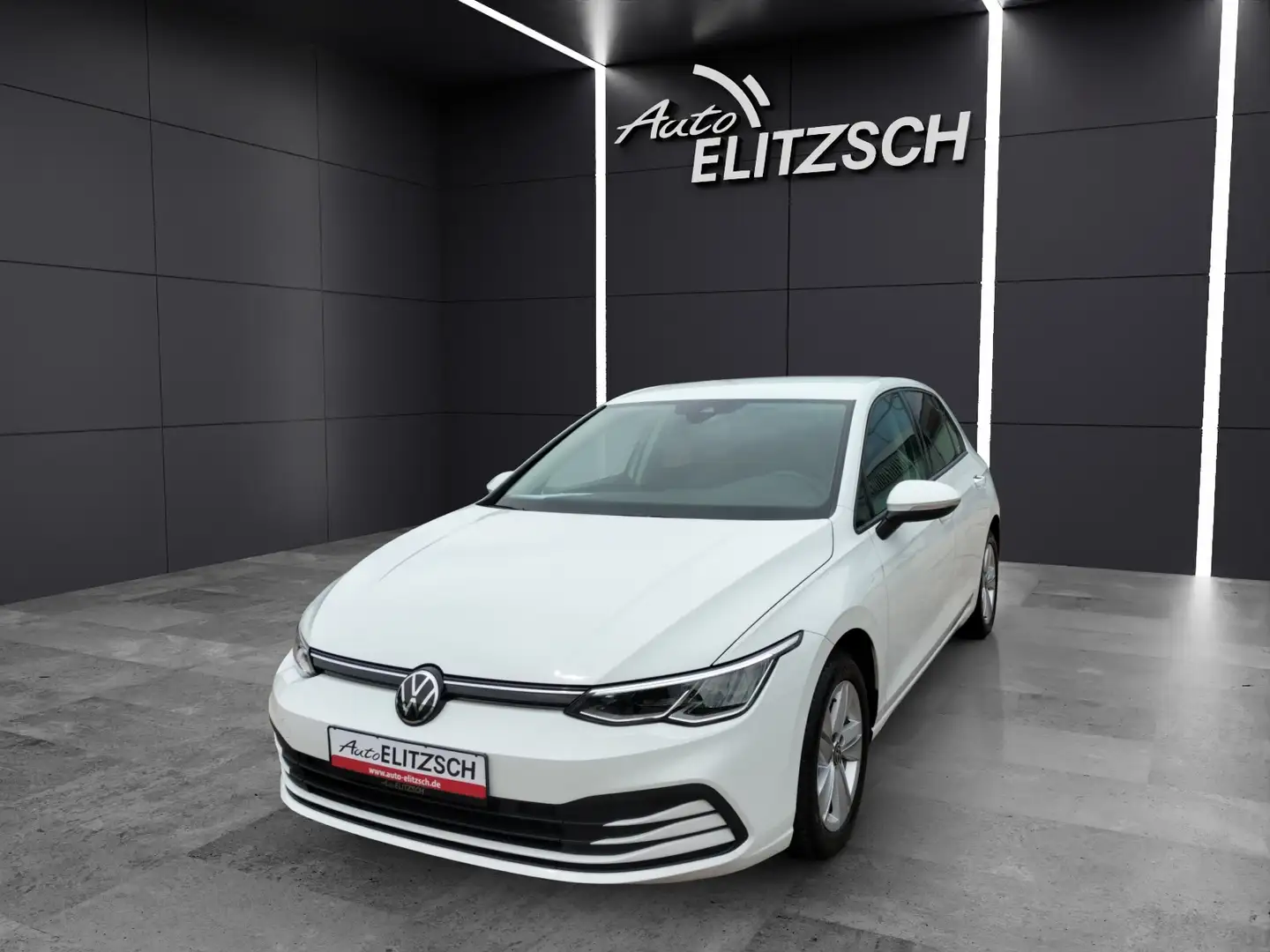 Volkswagen Golf VIII TDI Life DSG LED Navi AID ACC PDC SH Weiß - 2