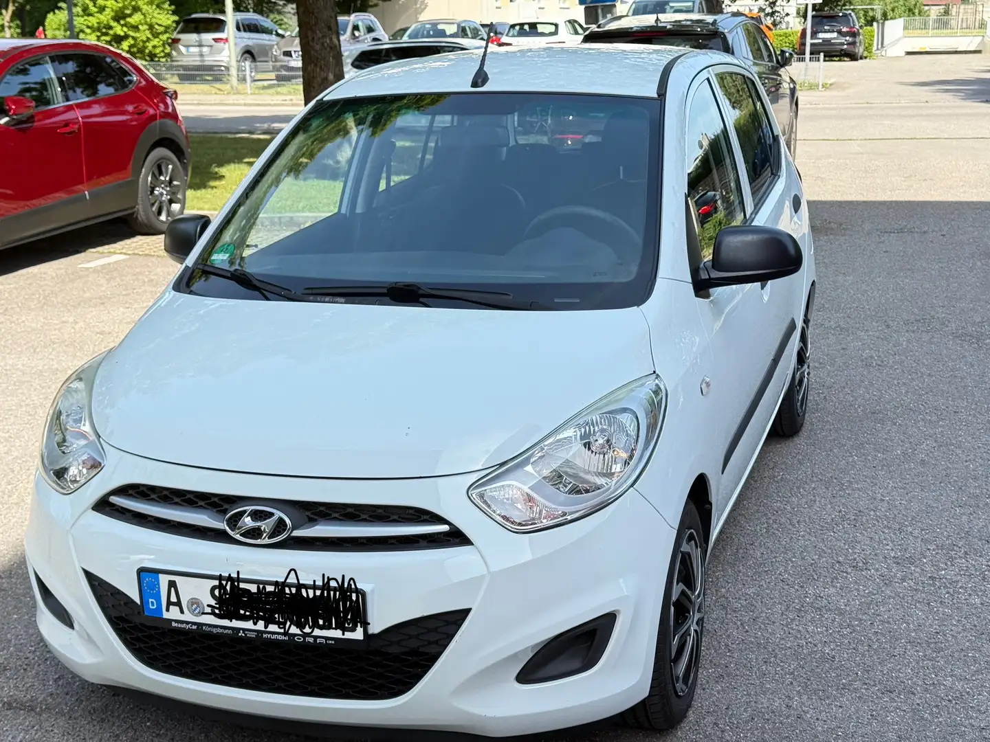 Hyundai i10 1.1 Classic Білий - 1