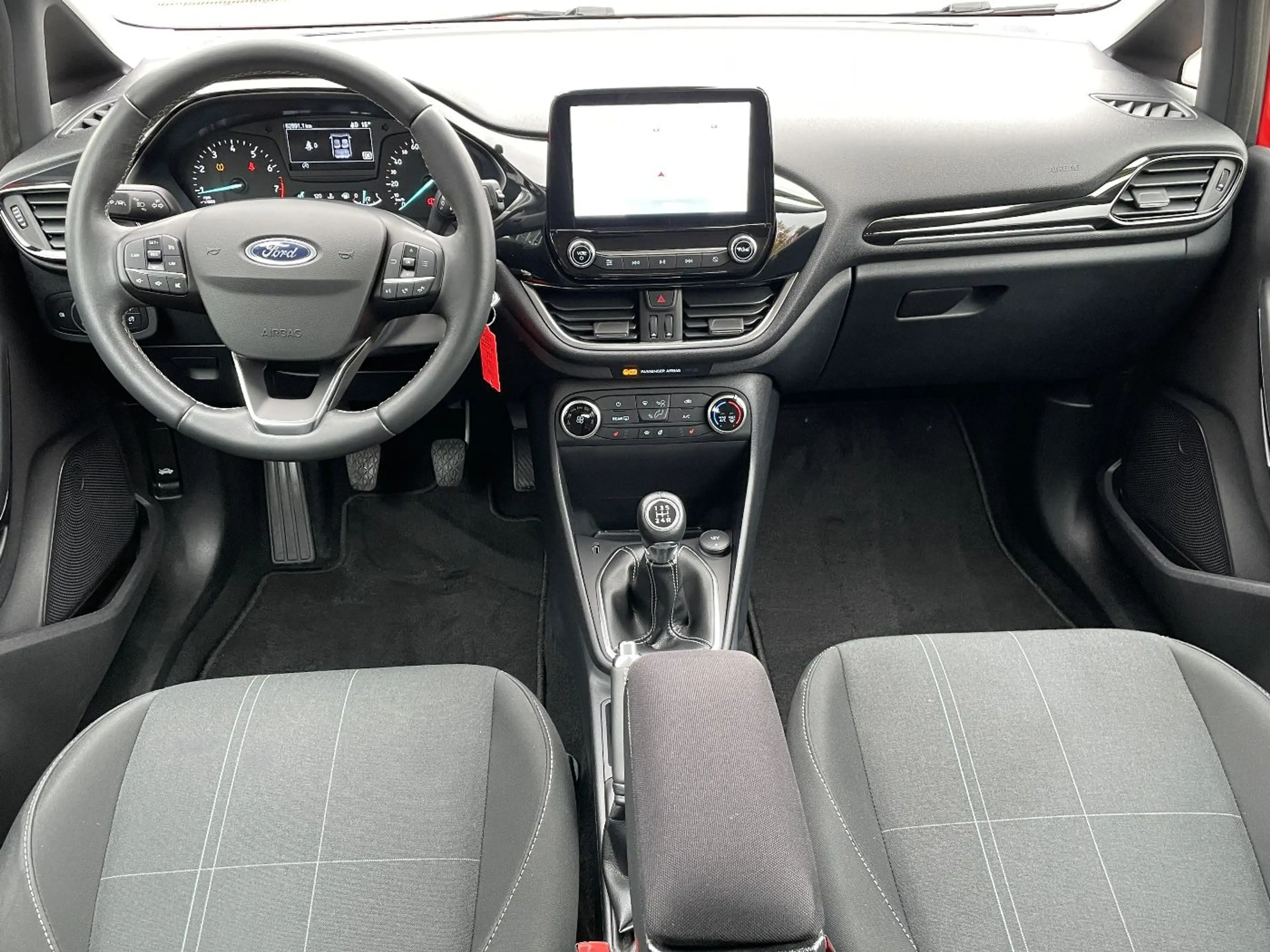 Ford Fiesta Cool & Connect 3tg Navi Tempomat PDC SHZ — photo 8