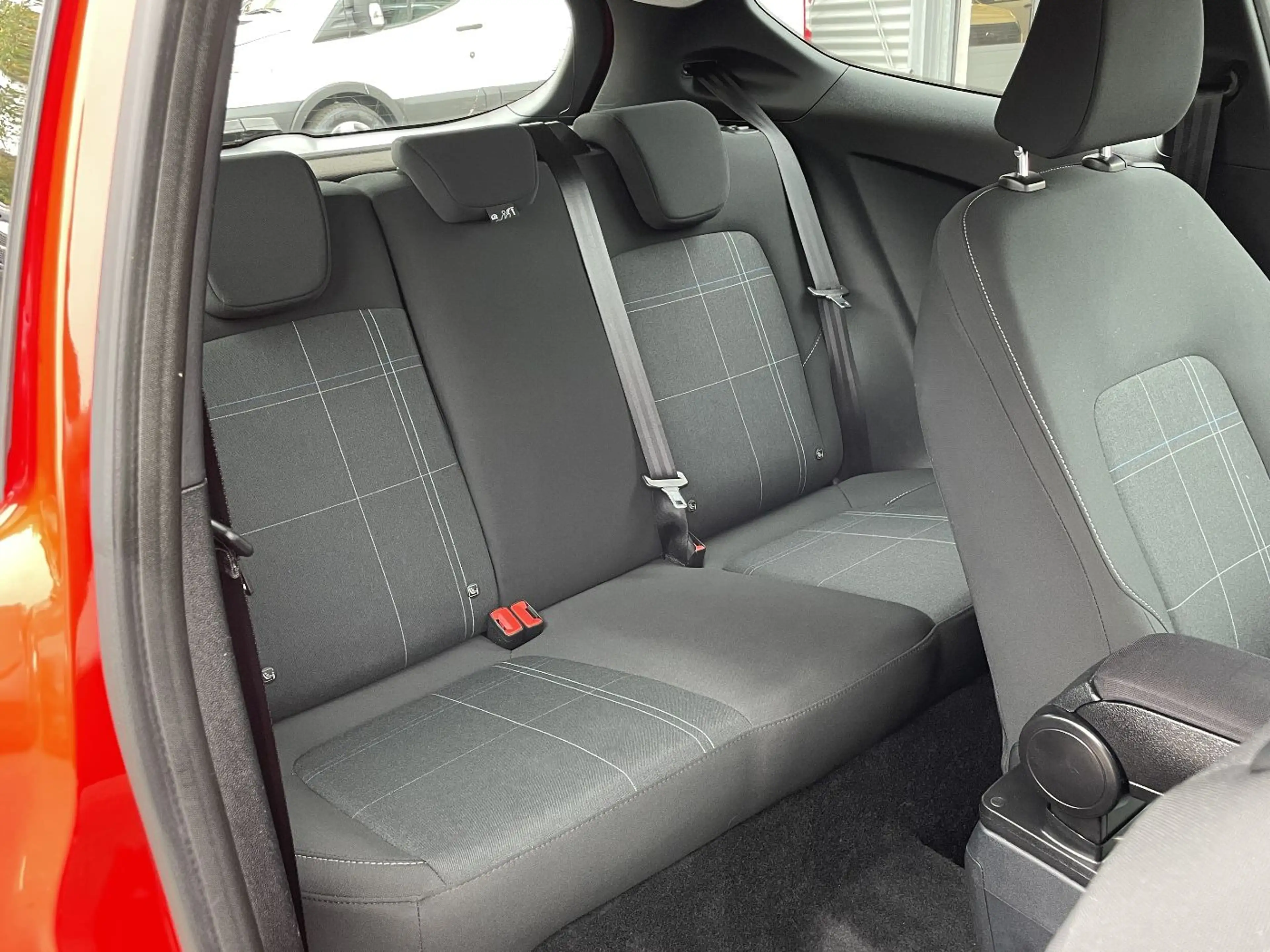 Ford Fiesta Cool & Connect 3tg Navi Tempomat PDC SHZ — photo 13