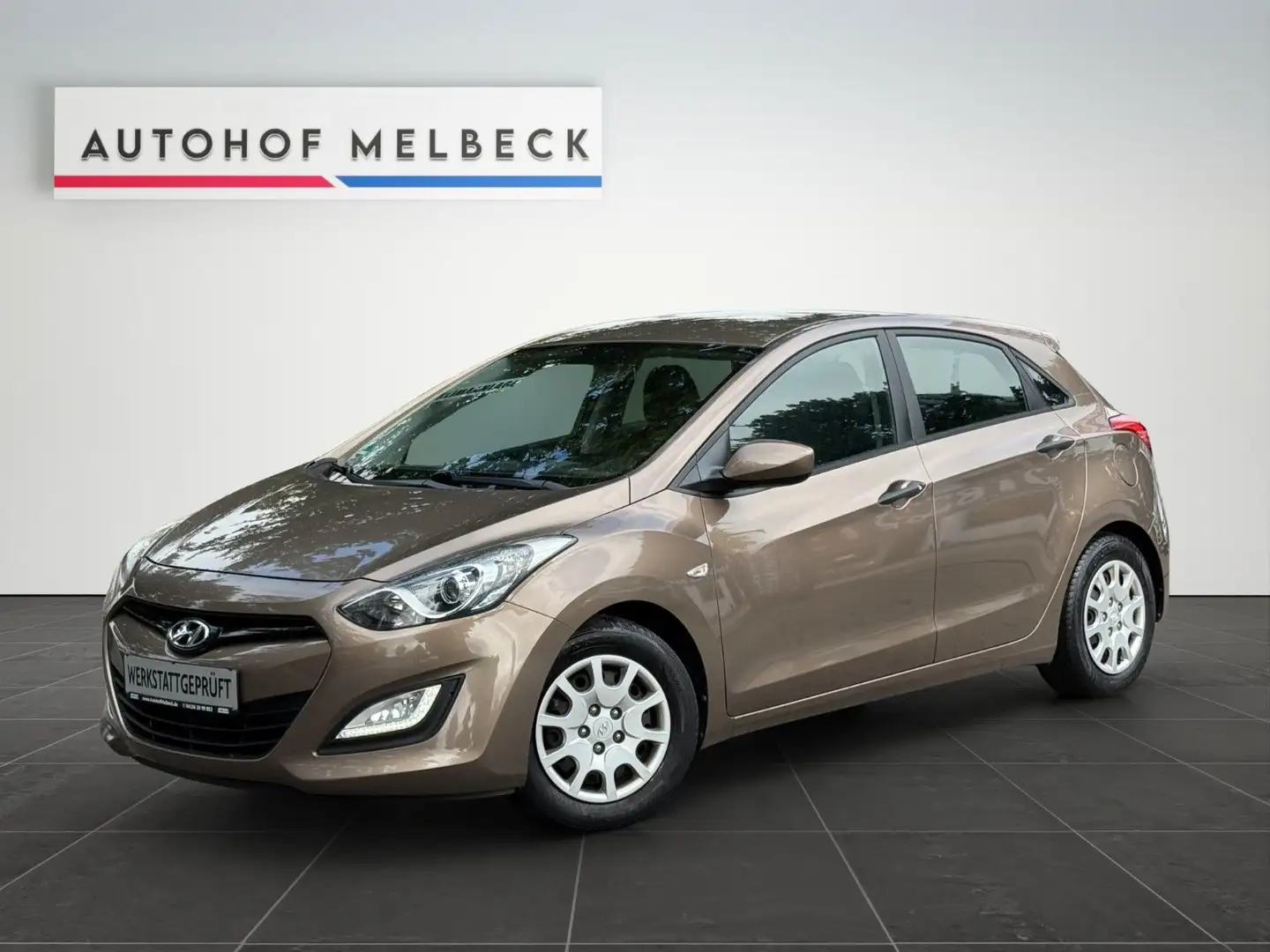 Hyundai i30 Trend *2.HAND*KLIMA*AHK*TÜV NEU* - 1