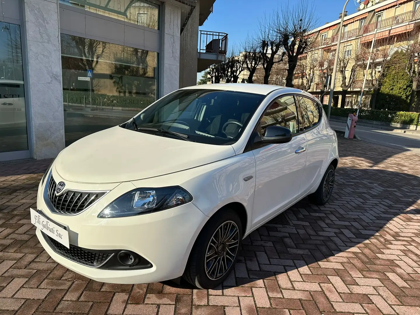 Lancia Ypsilon Ypsilon III 2021 1.0 firefly hybrid Gold s Bianco - 1