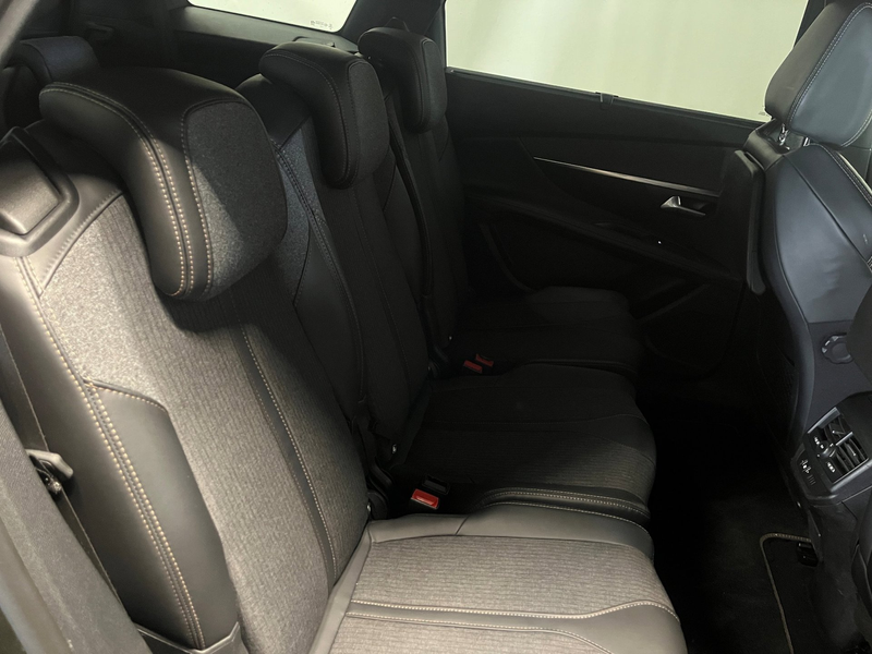 Peugeot 5008 1.6 e-THP GT-Line - BPM - Schade — photo 13