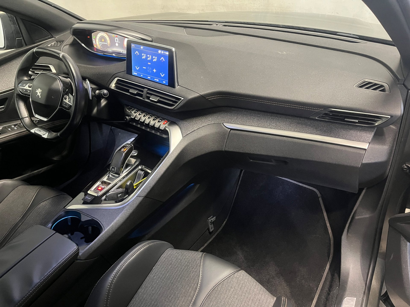 Peugeot 5008 1.6 e-THP GT-Line - BPM - Schade — photo 12