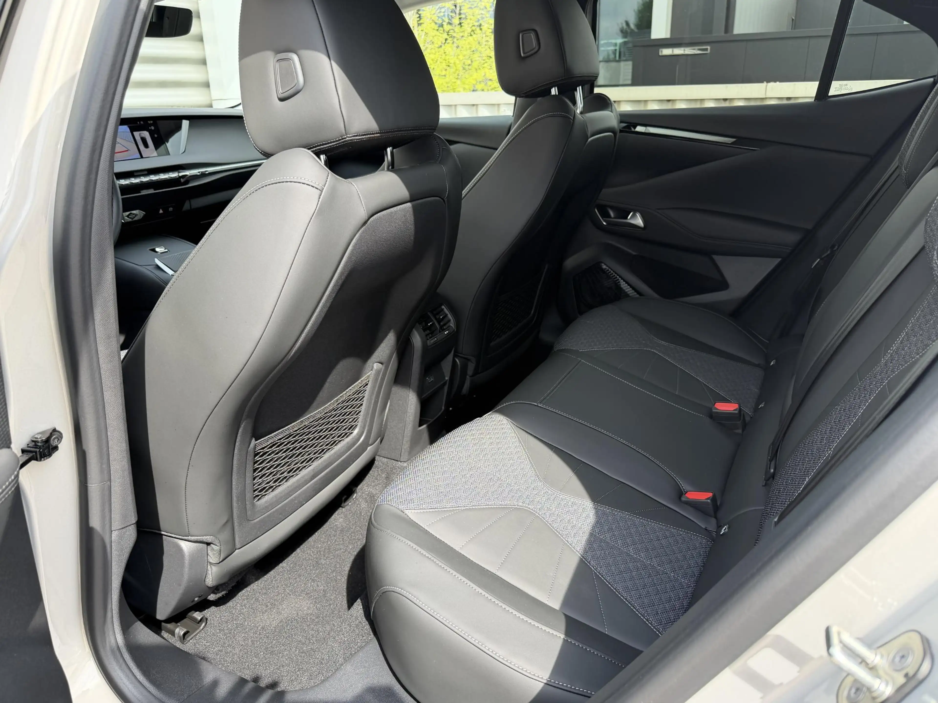 DS Automobiles DS 4 No 1.6 PHEV Pallas Comfort Tech Pack | Elektrische — photo 10