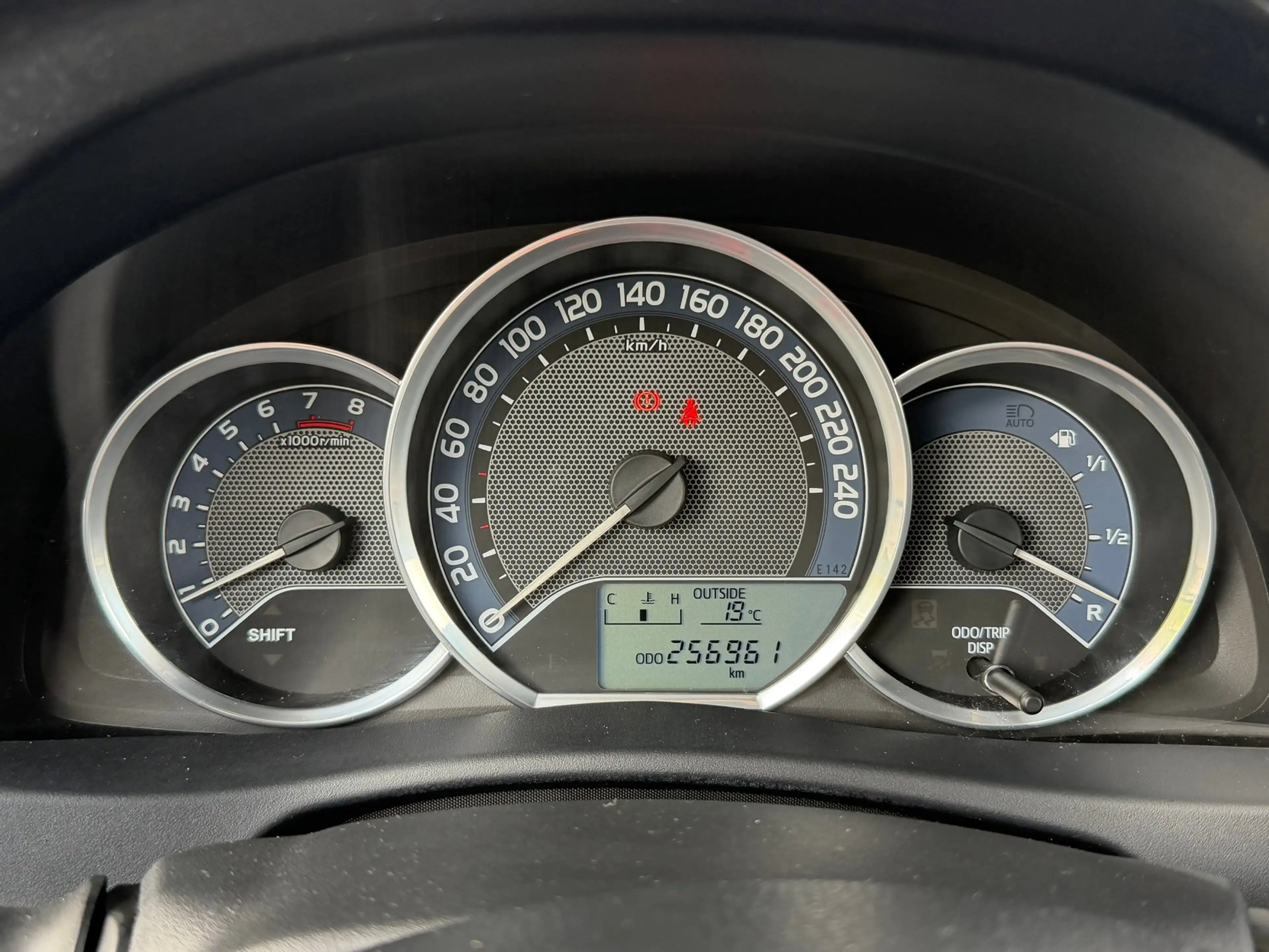 Toyota Auris Touring Sports 1.6 Now | 1E EIG | PDC | CLIMA | CR — photo 14