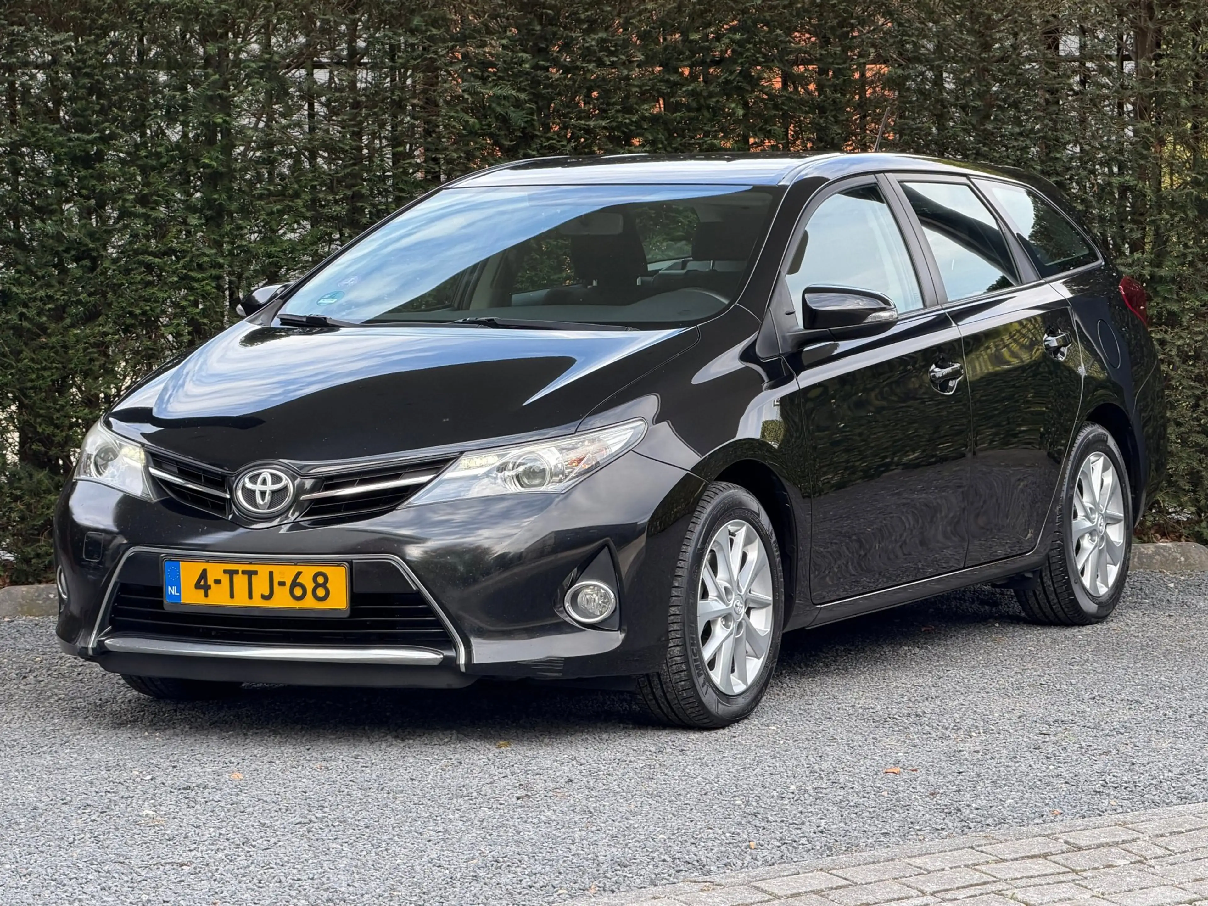 Toyota Auris Touring Sports 1.6 Now | 1E EIG | PDC | CLIMA | CR — photo 4