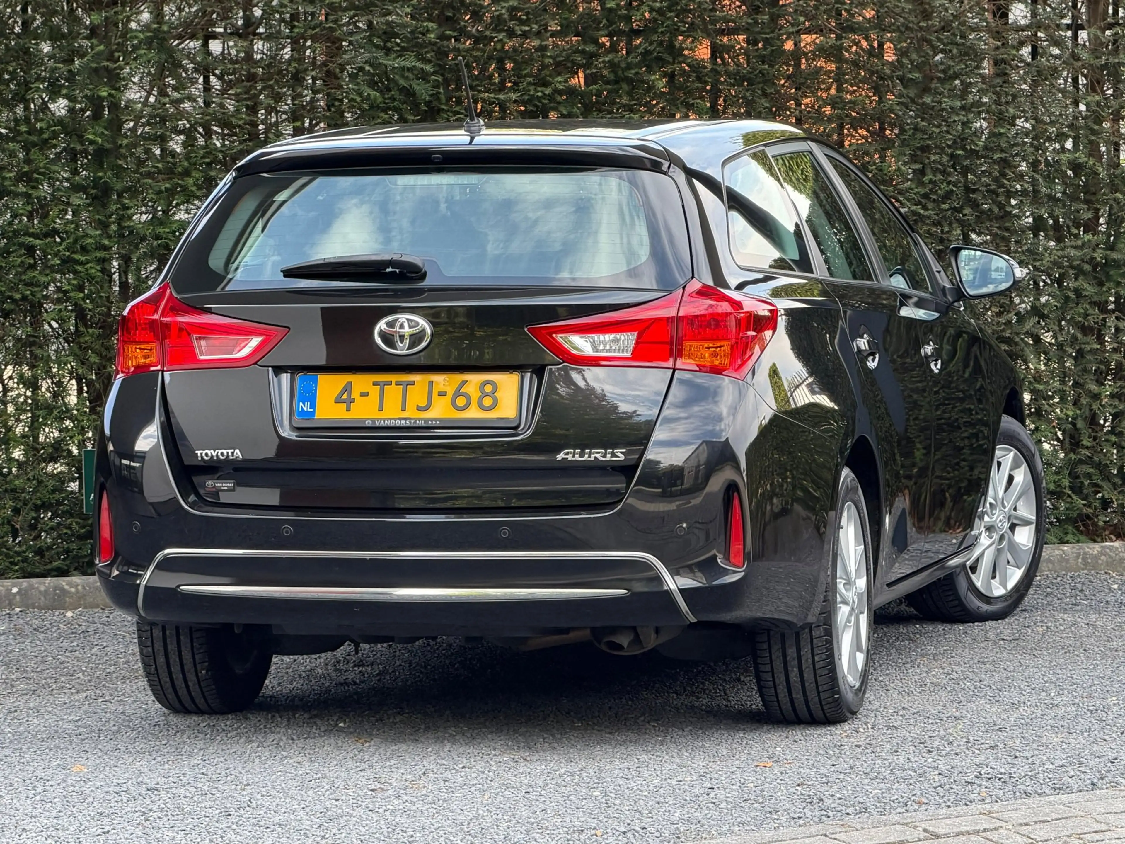 Toyota Auris Touring Sports 1.6 Now | 1E EIG | PDC | CLIMA | CR — photo 2