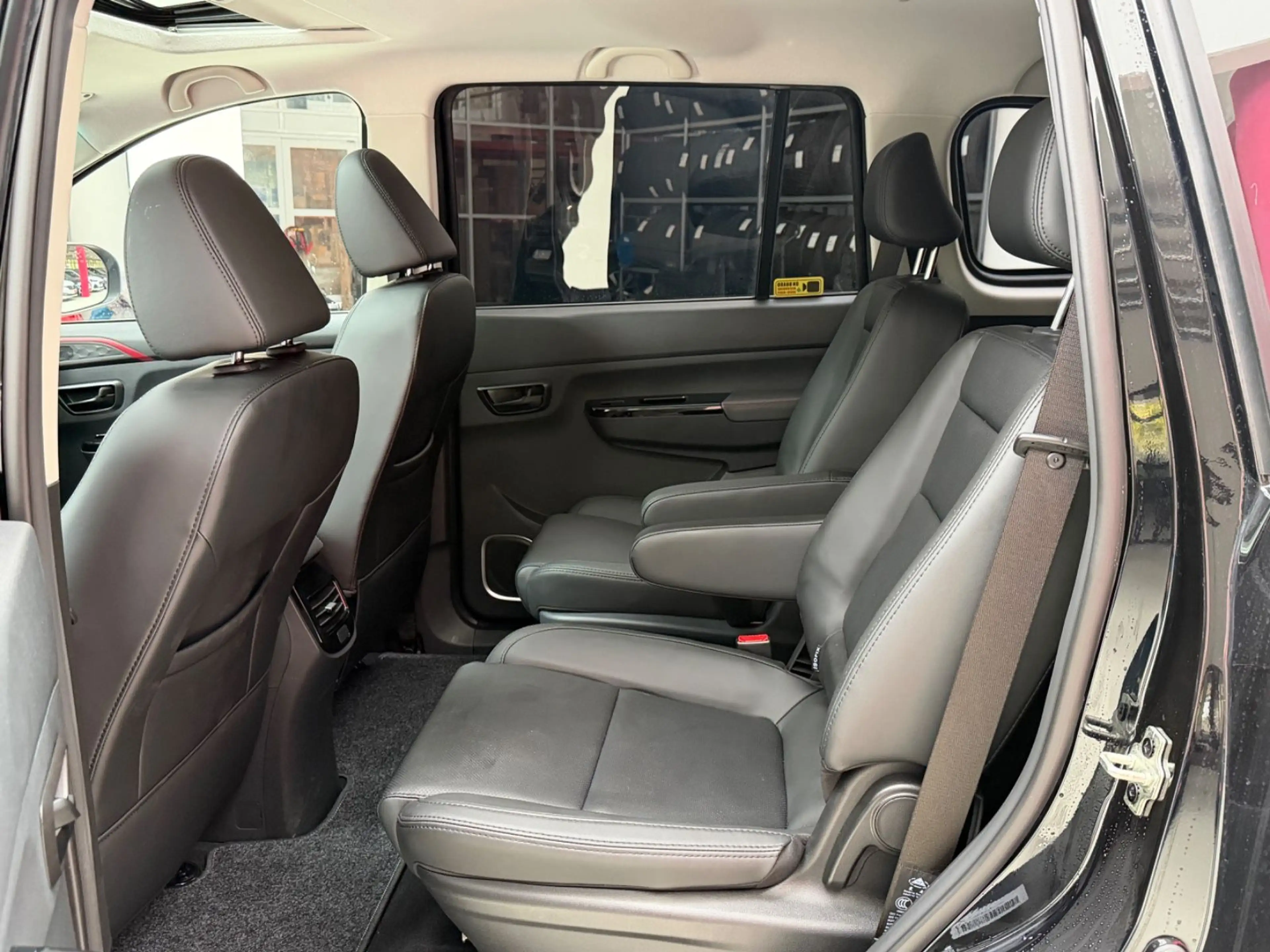SWM G03 1.5 Navi+7-Sitze+Kamera+DAB+Schiebedach+PDC — photo 14