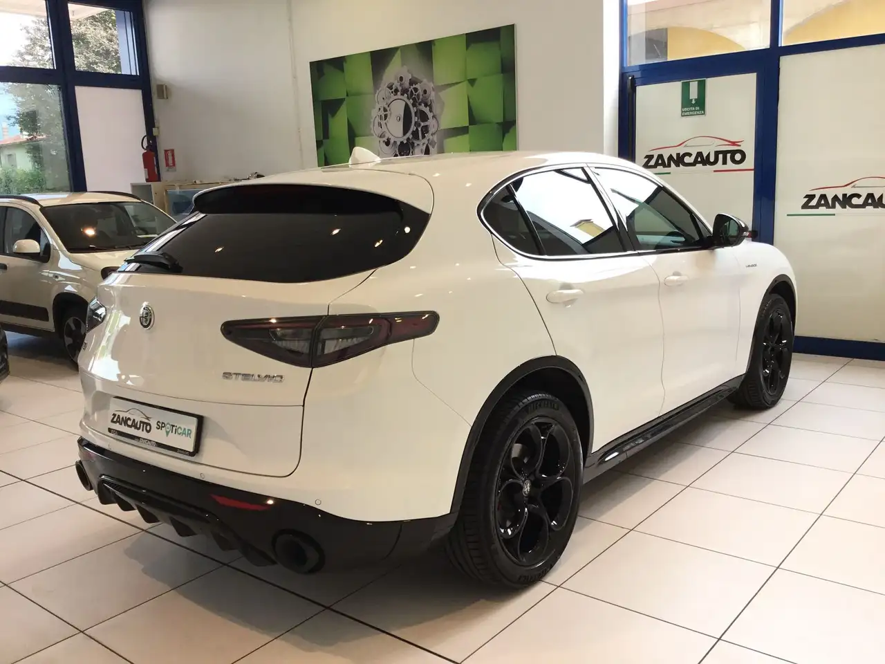 Alfa Romeo Stelvio 2024 — фото 8