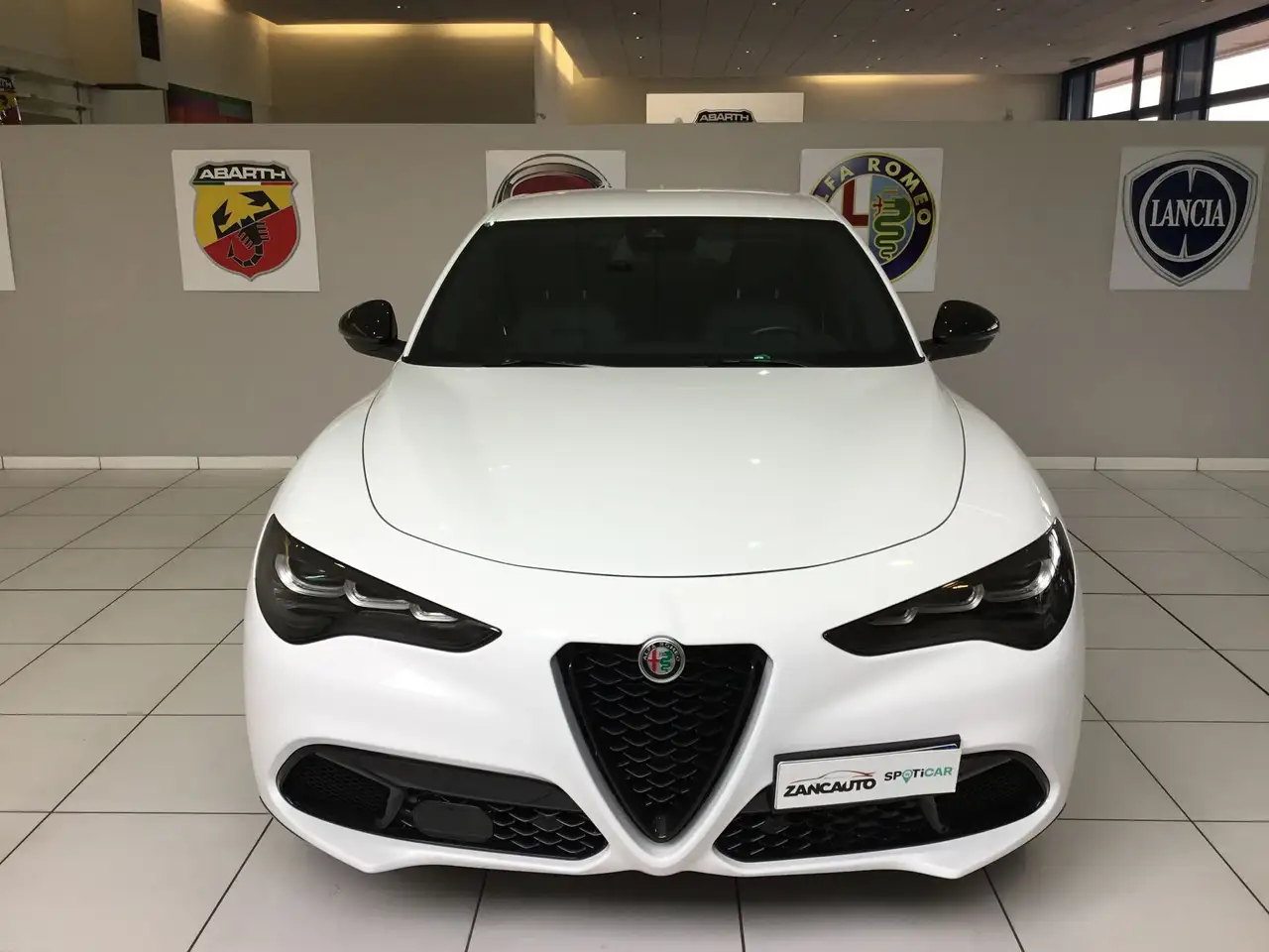Alfa Romeo Stelvio 2024