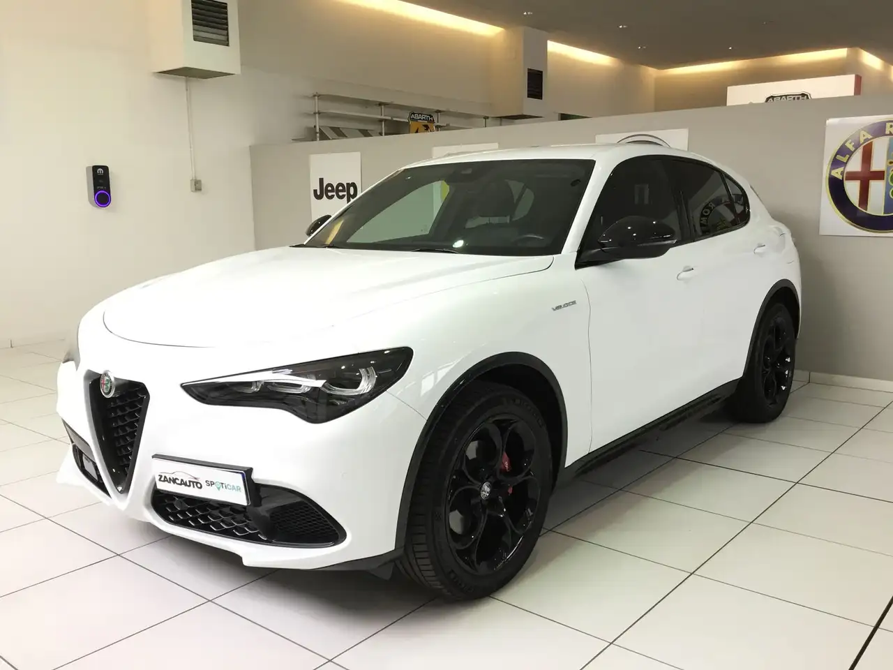 Alfa Romeo Stelvio 2024