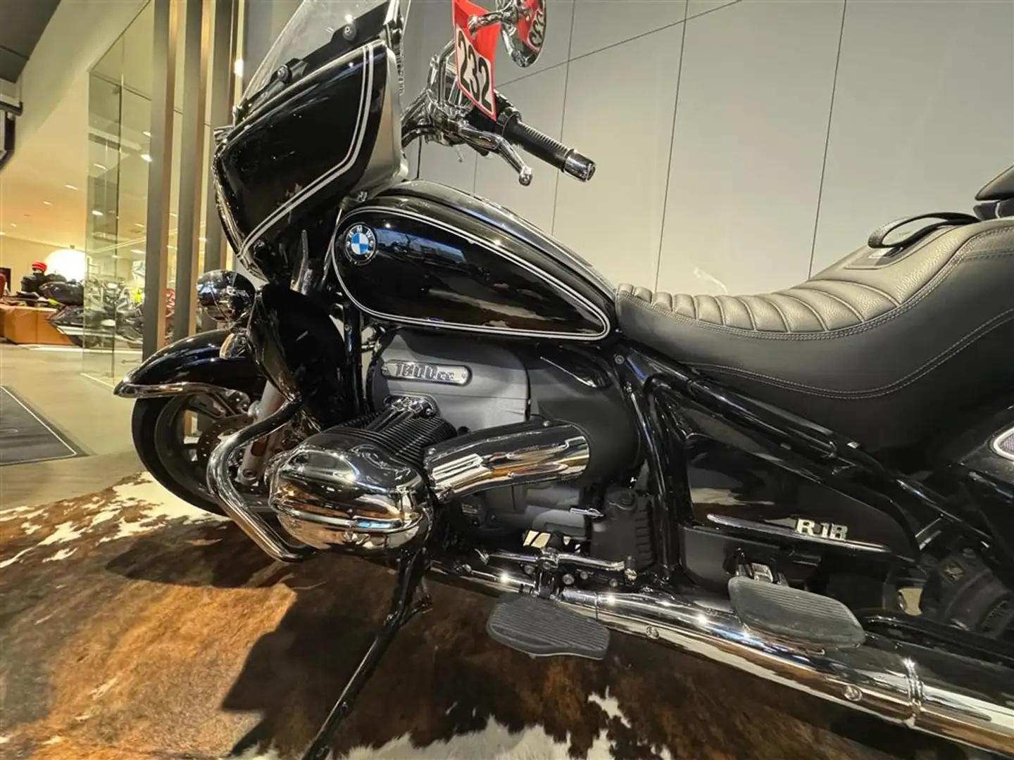 BMW R 18 Transcontinental Warranty 12/2027 Black - 2