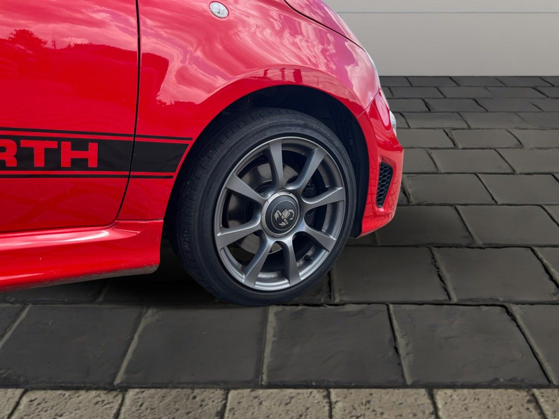 Abarth 500C 1.4 T-Jet 16V 595 — photo 4