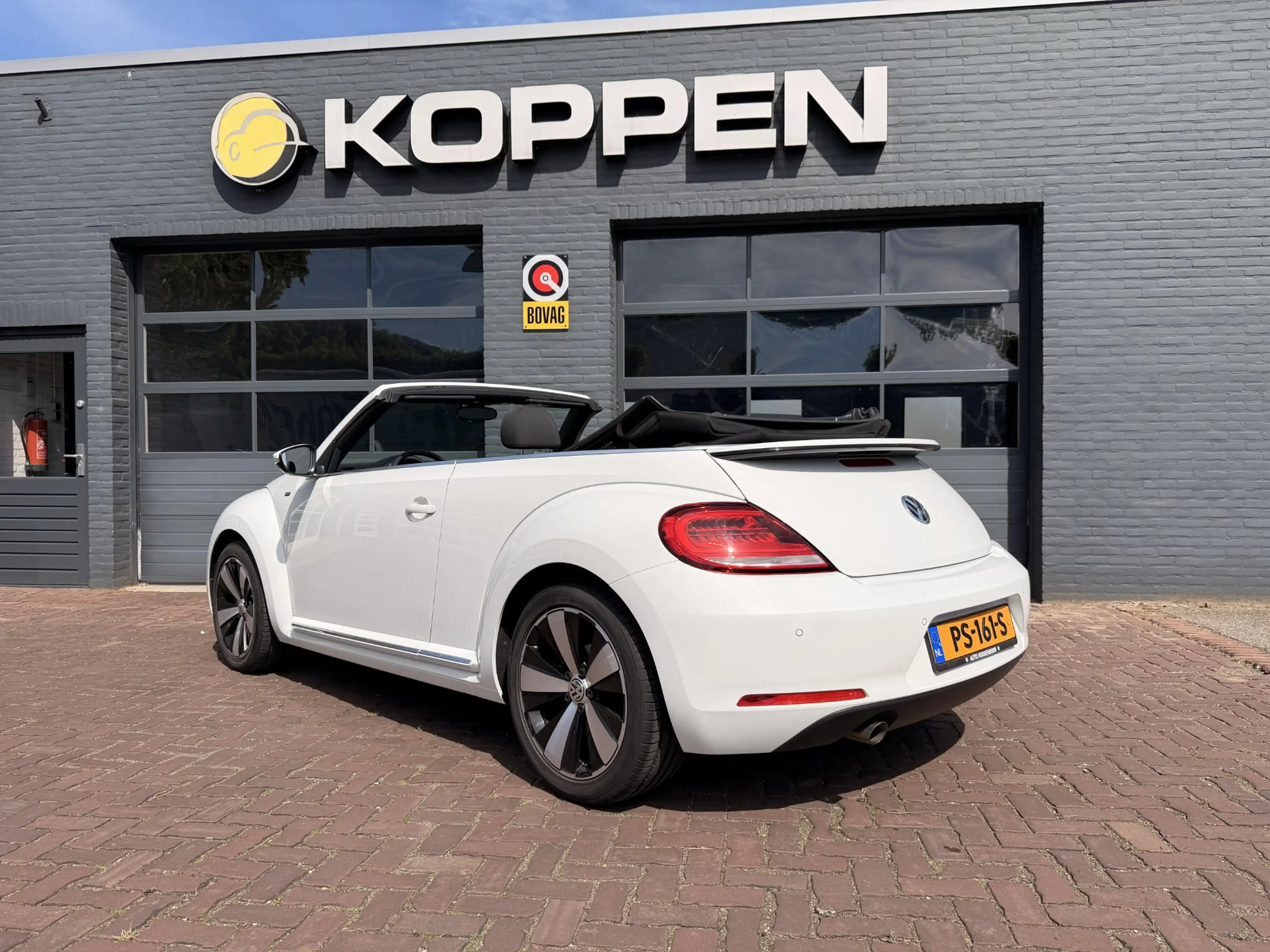 Volkswagen Beetle Cabriolet 1.2 TSI Allstar BlueMotion Automaat — photo 3