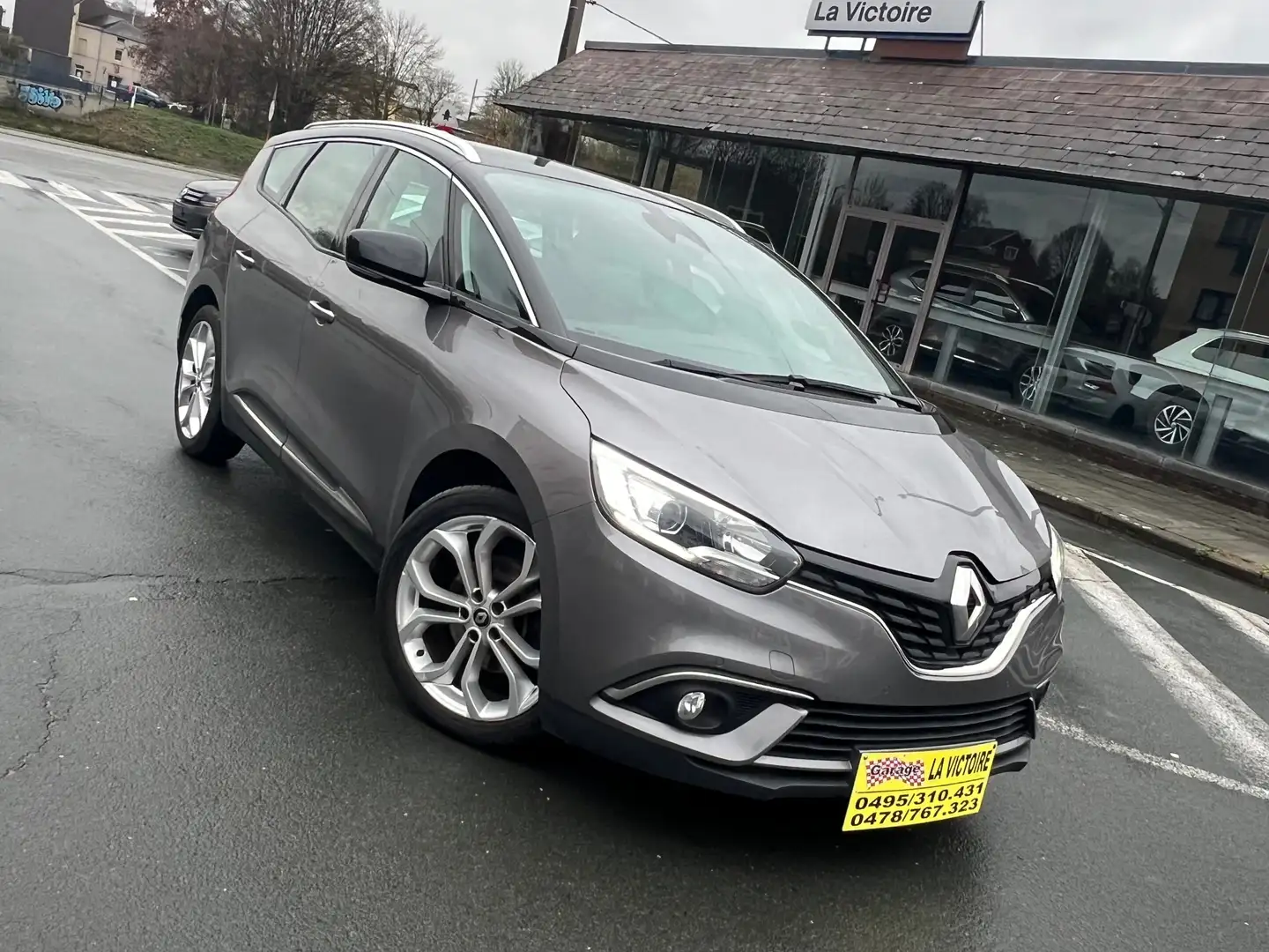Renault Grand Scenic Grand Scénic 1.33 TCe  7 PLaces Grijs - 2