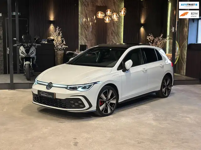 Volkswagen Golf GTE 1.4 eHybrid GTE|PANO|FULL OPTIONS