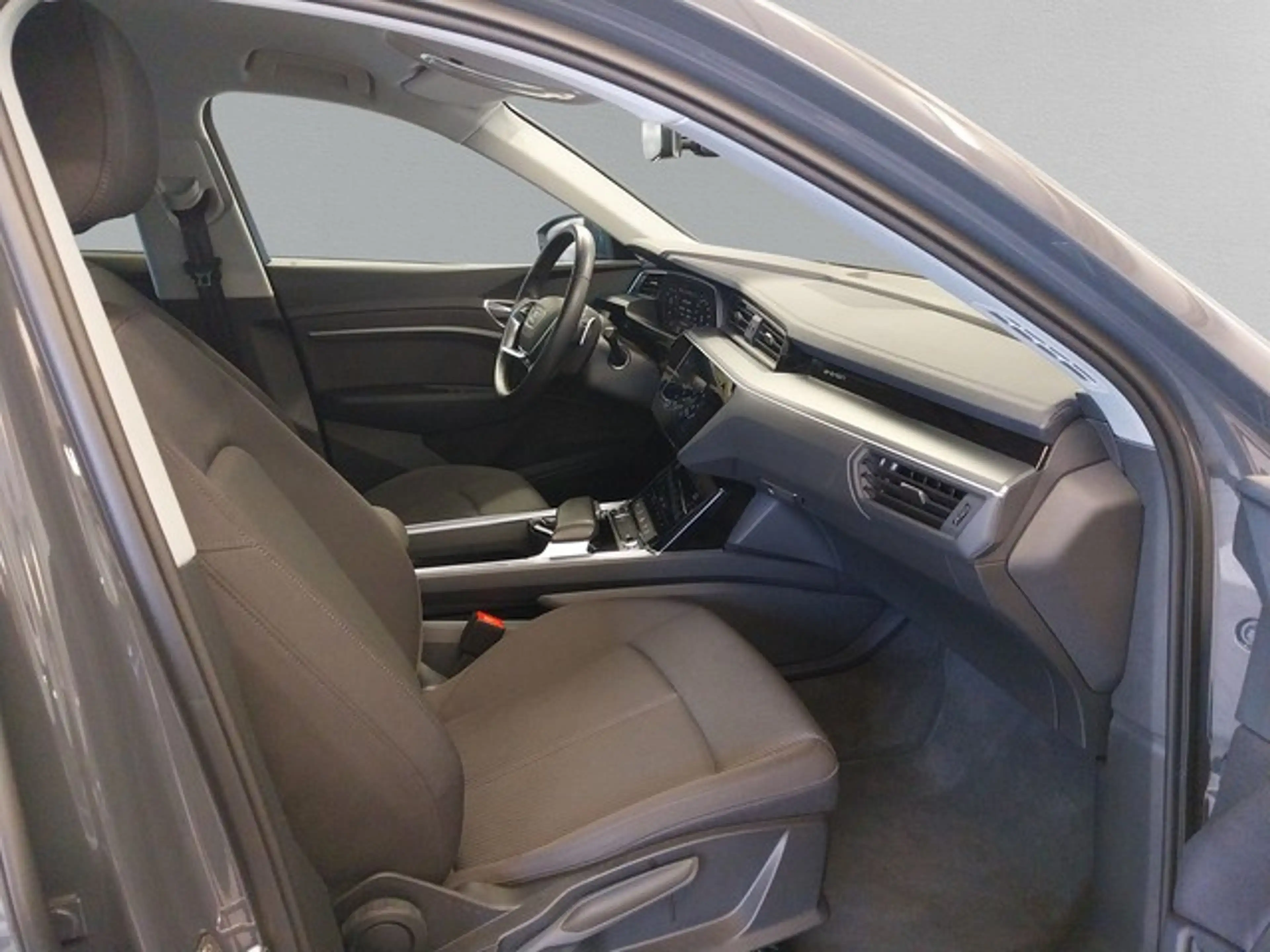 Audi Q8 e-tron Sportback 50 advanced quattro Kamera — photo 7