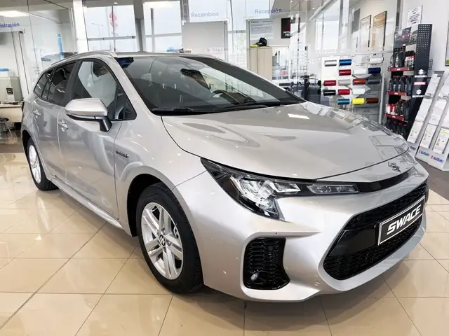 Suzuki Swace Familiar Automático de 5 Puertas