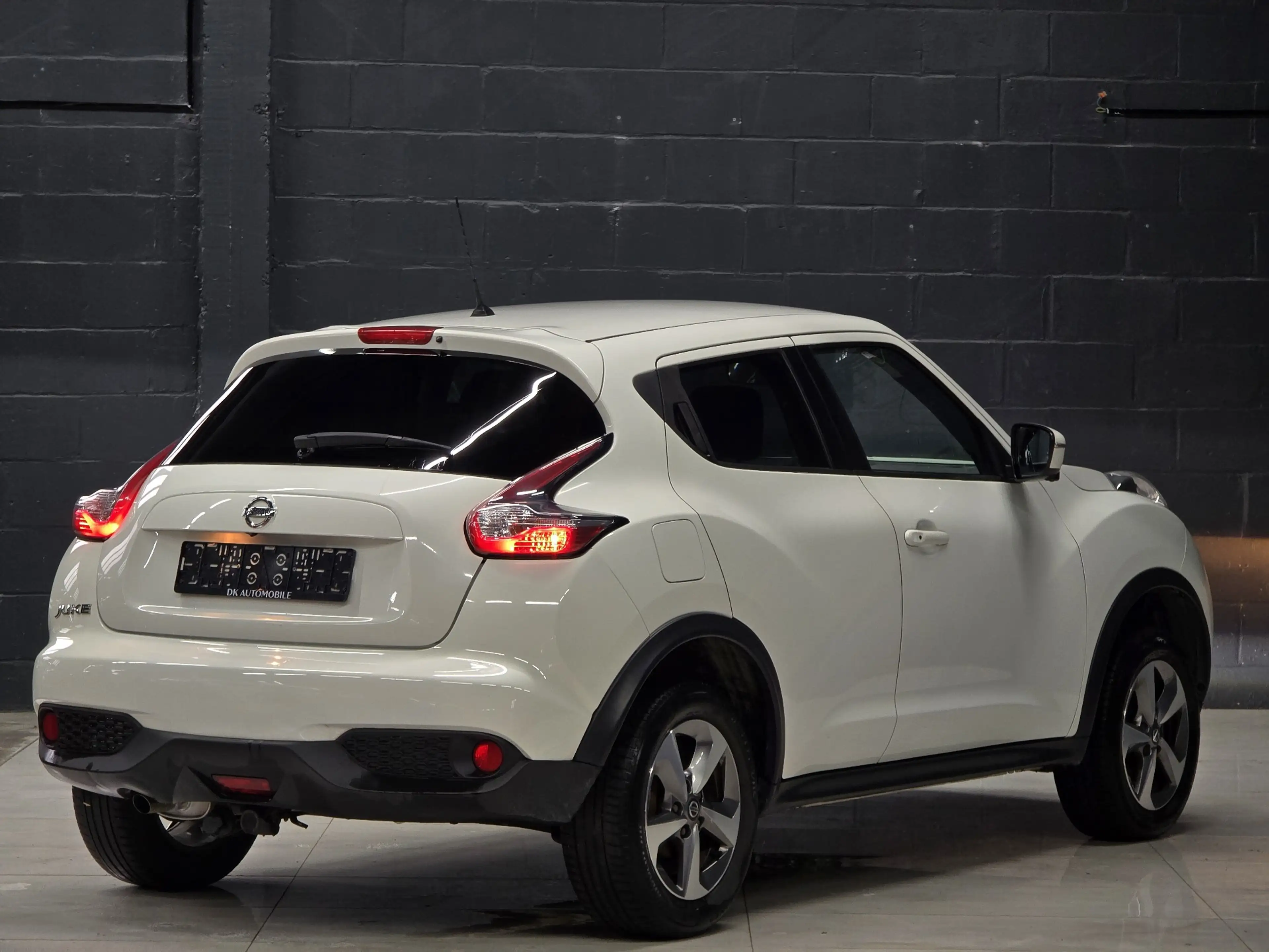 Nissan Juke 1.6i * 1er prop * Camera * Airco * Garantie * — photo 2