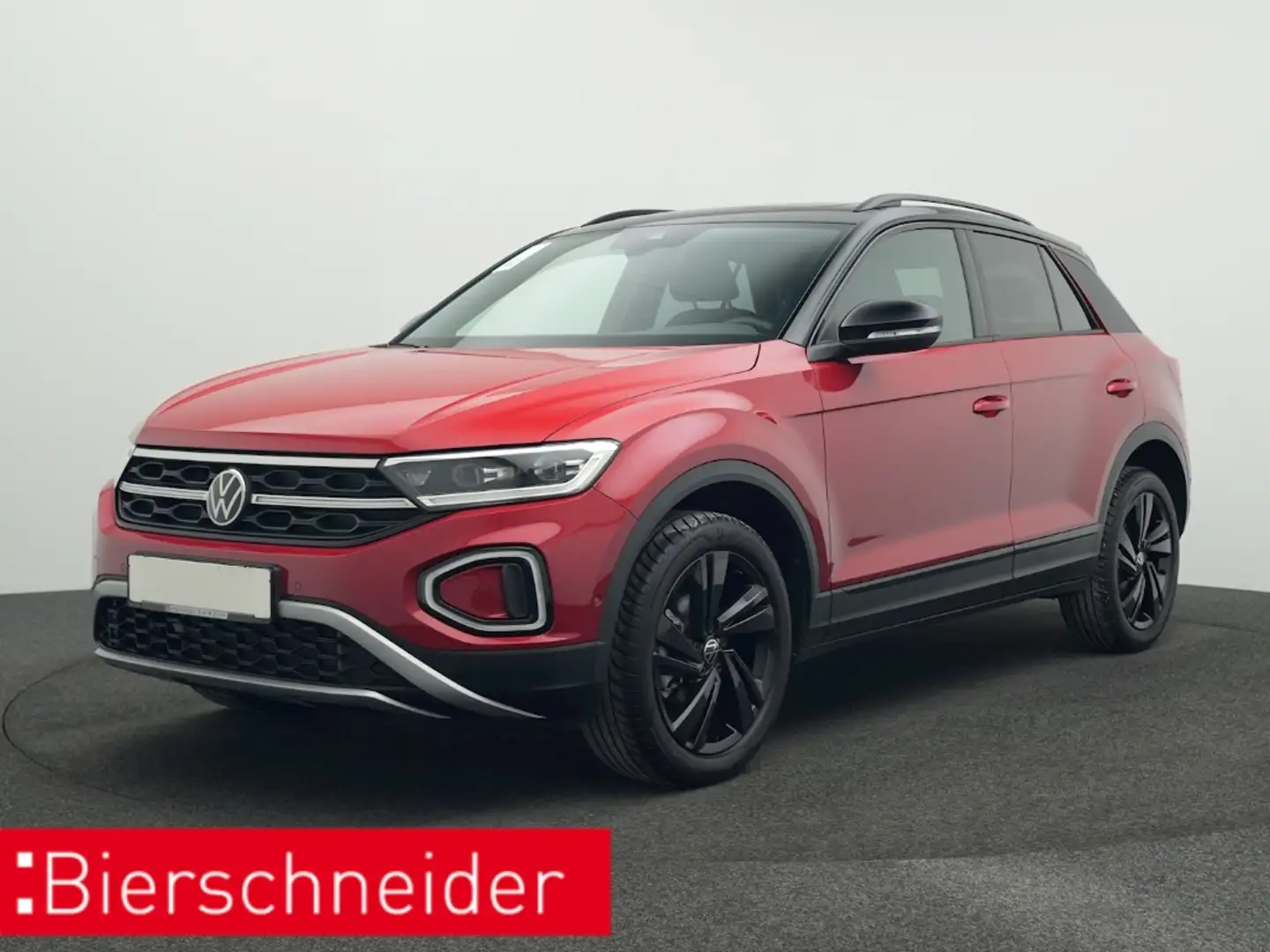 Volkswagen T-Roc 1.5 TSI Style STAND NAVI AHK PANO Rood - 1