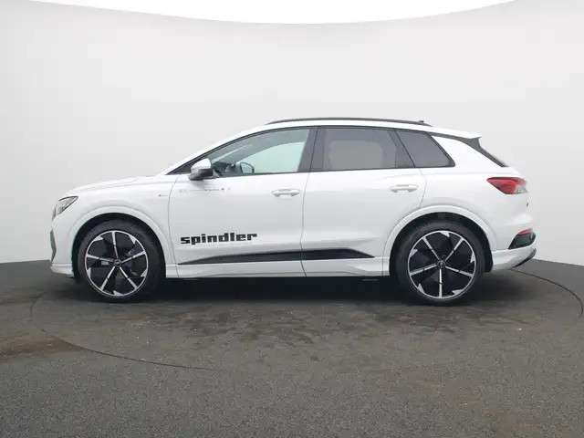 Audi Q4 E-Tron view 4