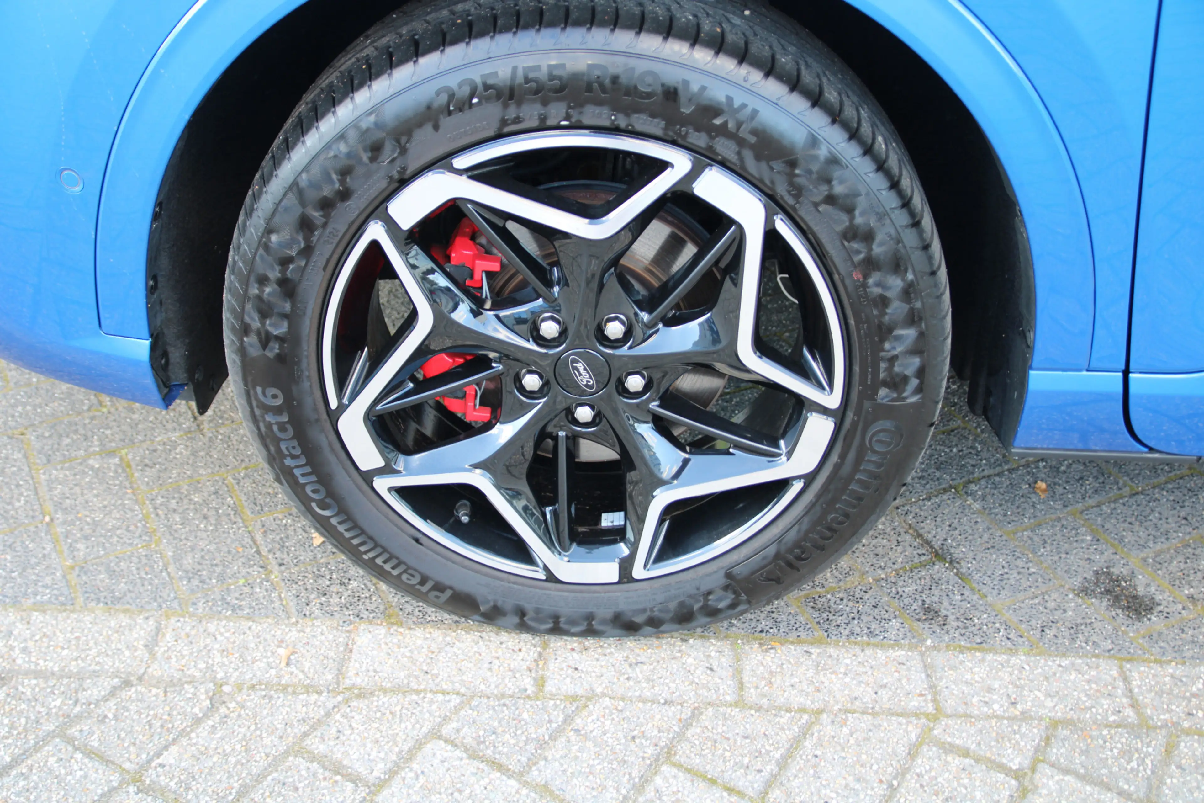 Ford Kuga 2.5 PHEV ST-Line X MATRIX LED | AGR STOELEN | B&O — photo 8