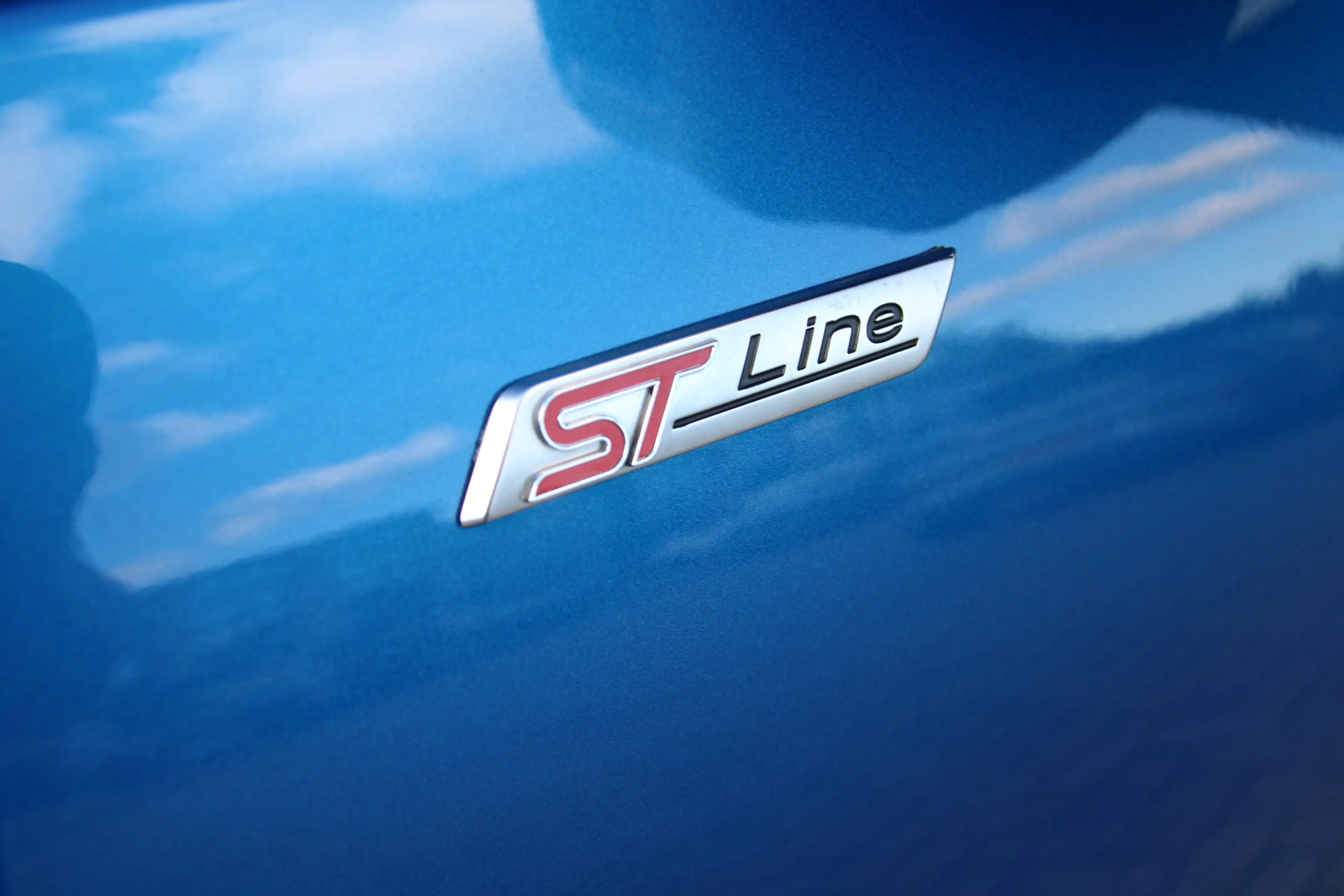 Ford Kuga 2.5 PHEV ST-Line X MATRIX LED | AGR STOELEN | B&O — photo 10