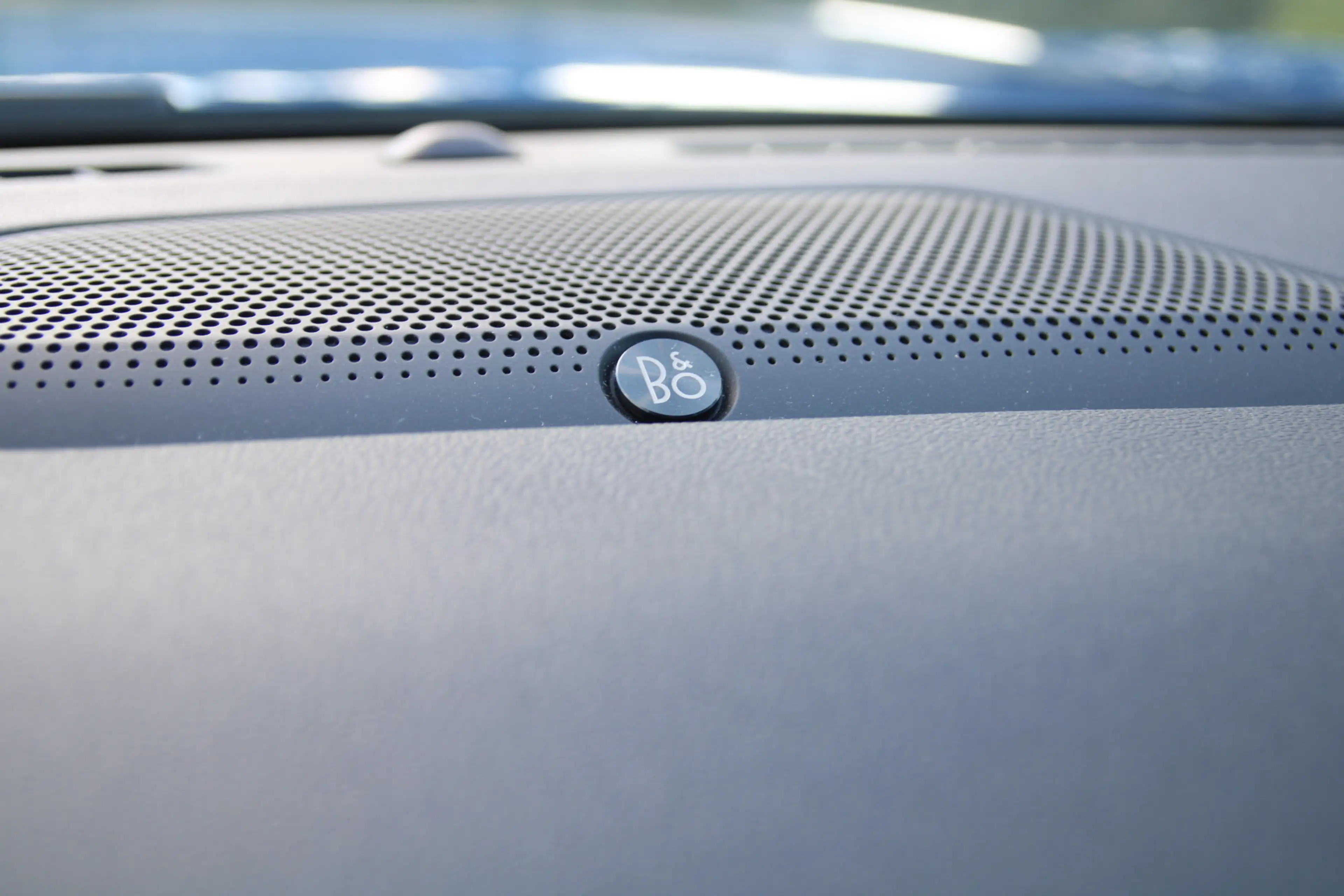 Ford Kuga 2.5 PHEV ST-Line X MATRIX LED | AGR STOELEN | B&O — photo 36