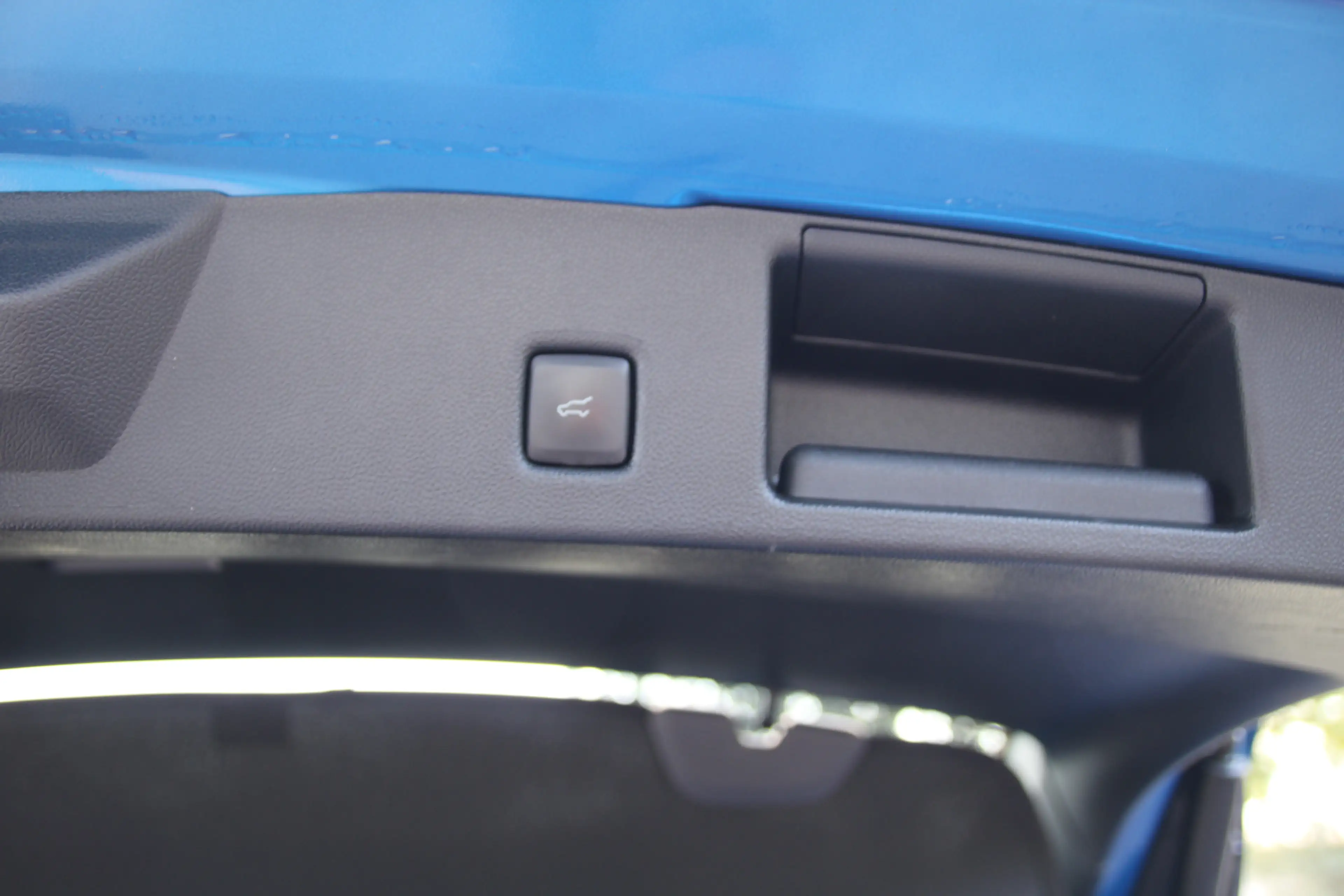 Ford Kuga 2.5 PHEV ST-Line X MATRIX LED | AGR STOELEN | B&O — photo 19
