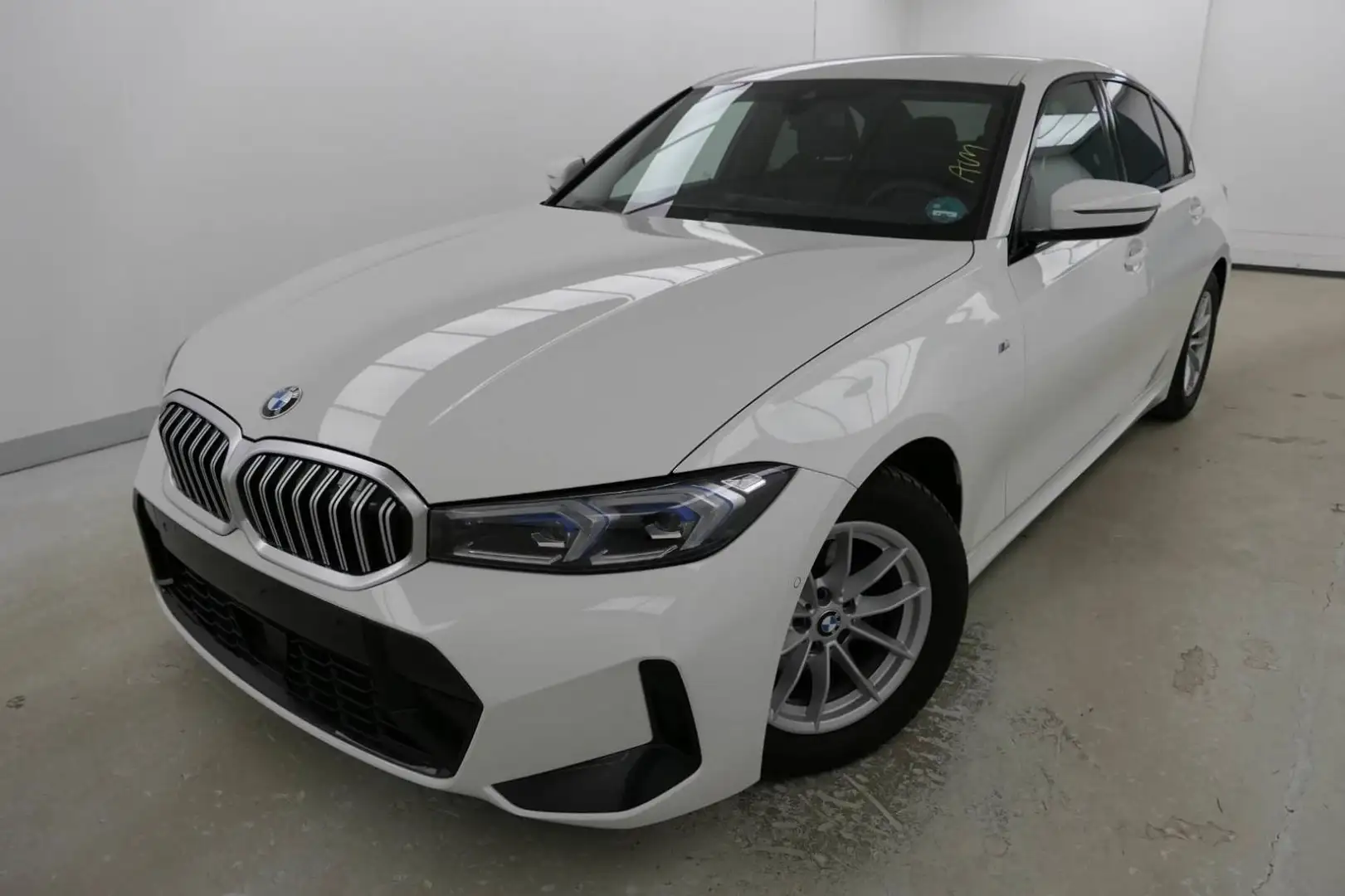BMW 320 i Aut. M Sport/Head-Up/el.Sitze/ACC/HiFi Blanc - 1