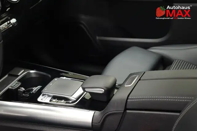 Mercedes-Benz B Class view 13