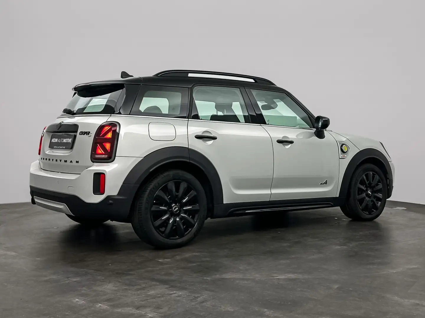 MINI Cooper S Countryman 1.5 E ALL4 Classic | Panoramadak | Stoelverwarming Zilver - 2