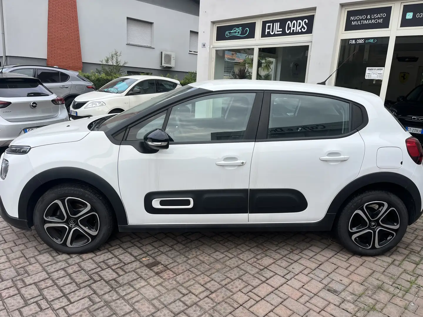 Citroen C3 C3 III 2017 1.2 puretech Shine s Blanco - 1
