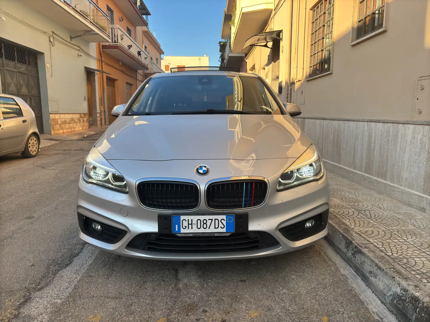 BMW 216 216d Active Tourer PELLE TETTO LED NAVI Argento - 1