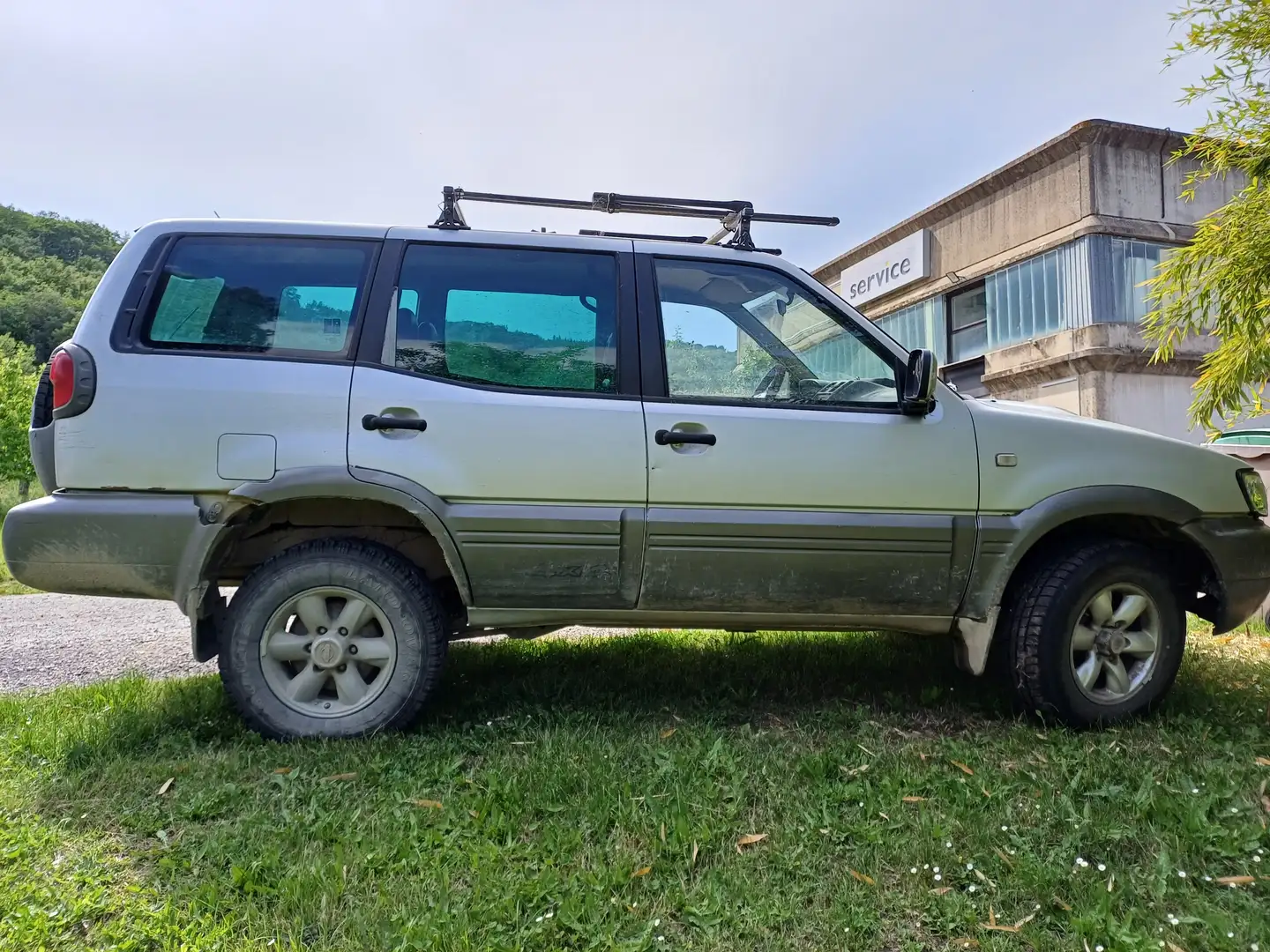 Nissan Terrano Terrano II 2000 5p 2.7 tdi Anniversary Szürke - 1