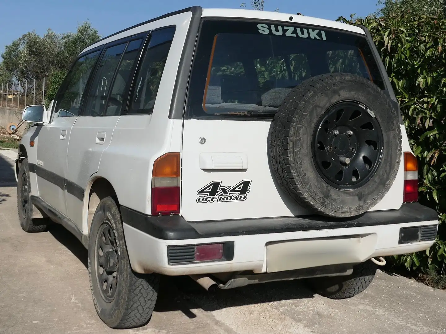 Suzuki Vitara 5p 1.6 16v Weiß - 1