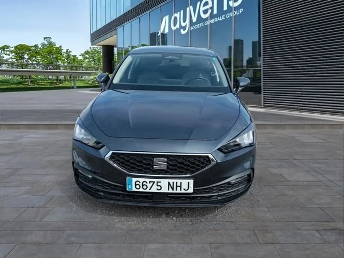 SEAT Leon 1.5 eTSI 85kW DSG-7 Style XL Gris - 2