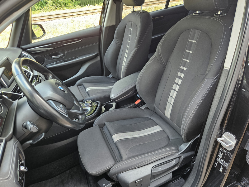 BMW 218 2-Serie Gran Tourer 2.0 218d / 7 Peroons / Automaa — photo 10