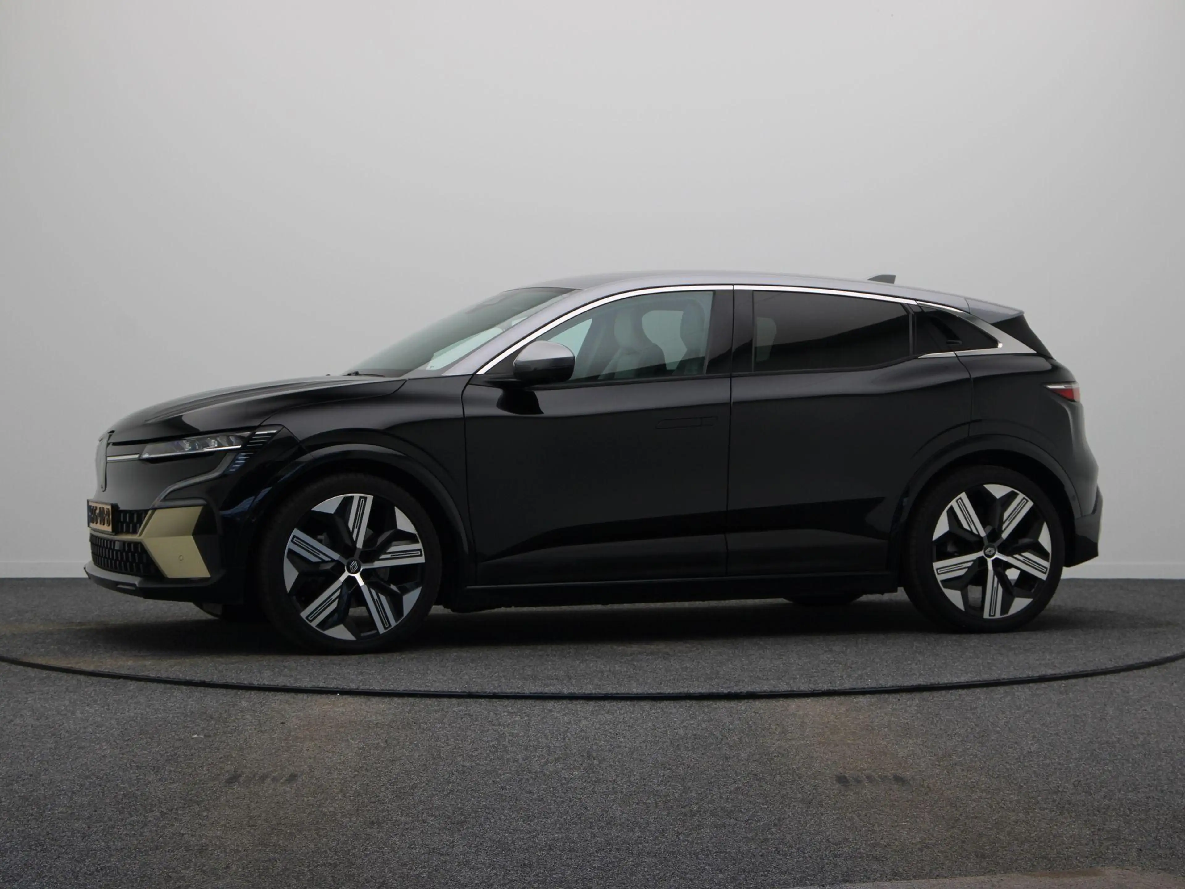 Renault Megane E-Tech EV60 Optimum Charge Iconic | Harman Kardon | Adapt — photo 13