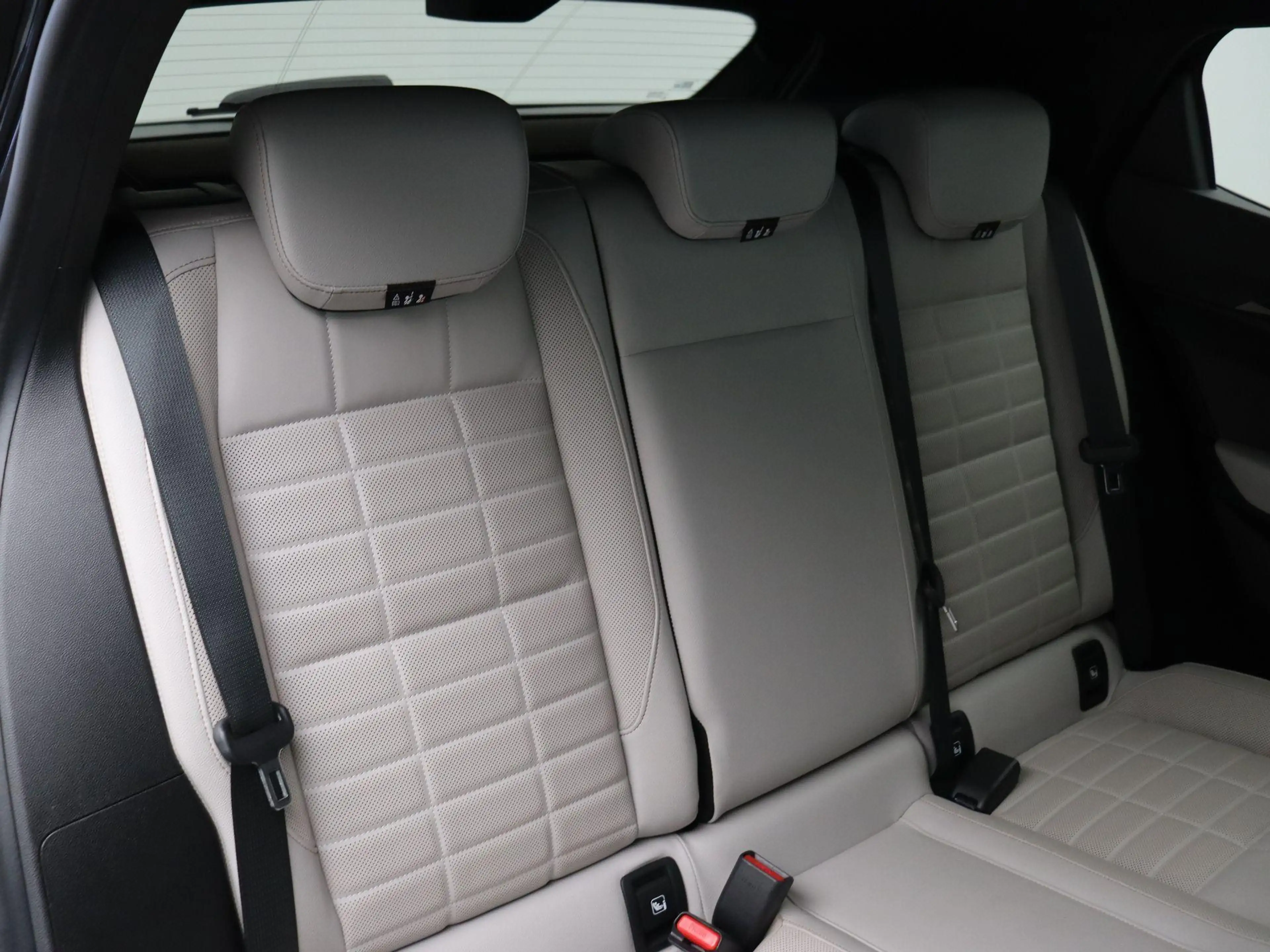 Renault Megane E-Tech EV60 Optimum Charge Iconic | Harman Kardon | Adapt — photo 10