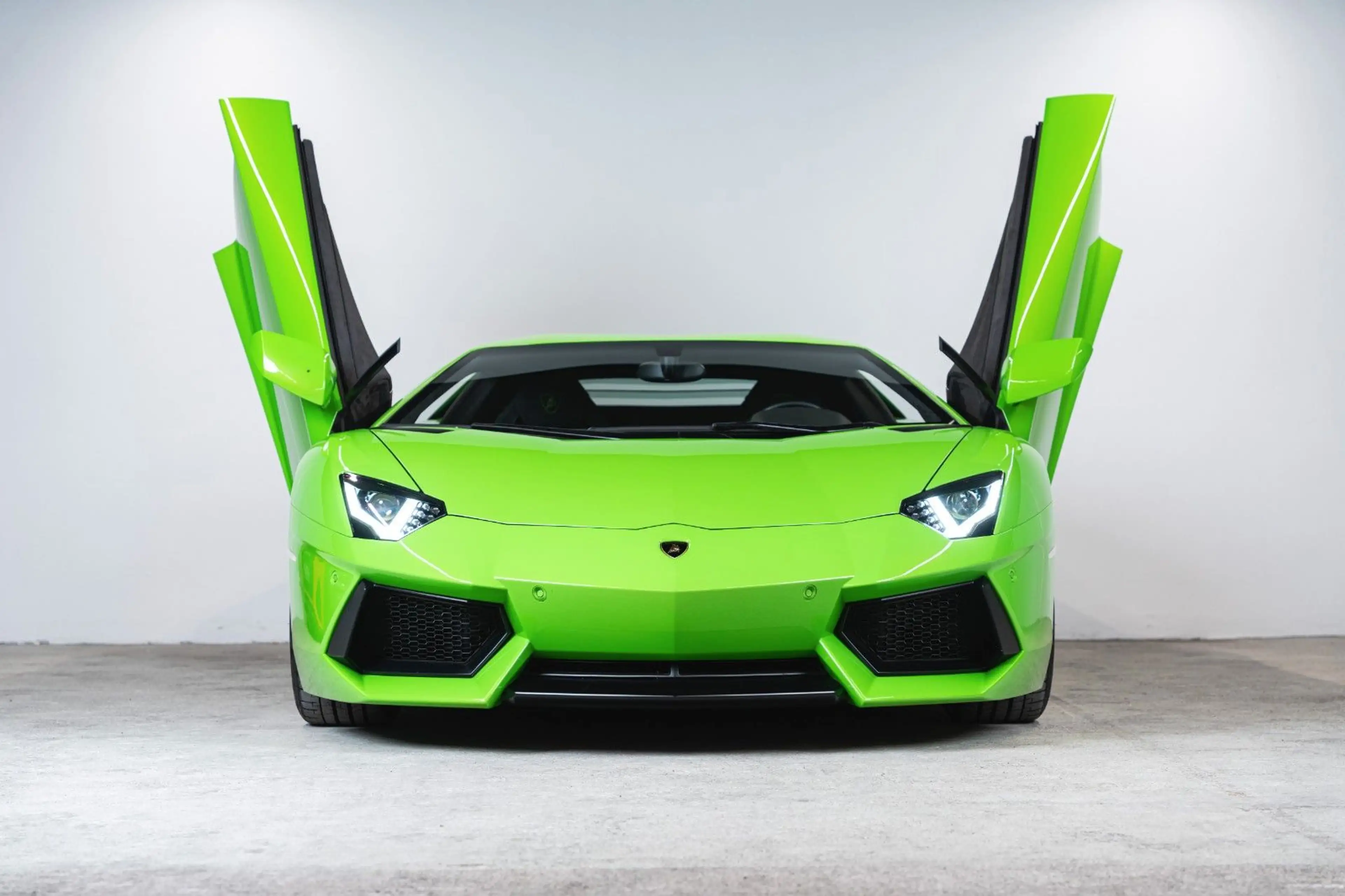 Lamborghini Aventador LP 700-4 *LIFT* BRANDING PACKAGE* — photo 4