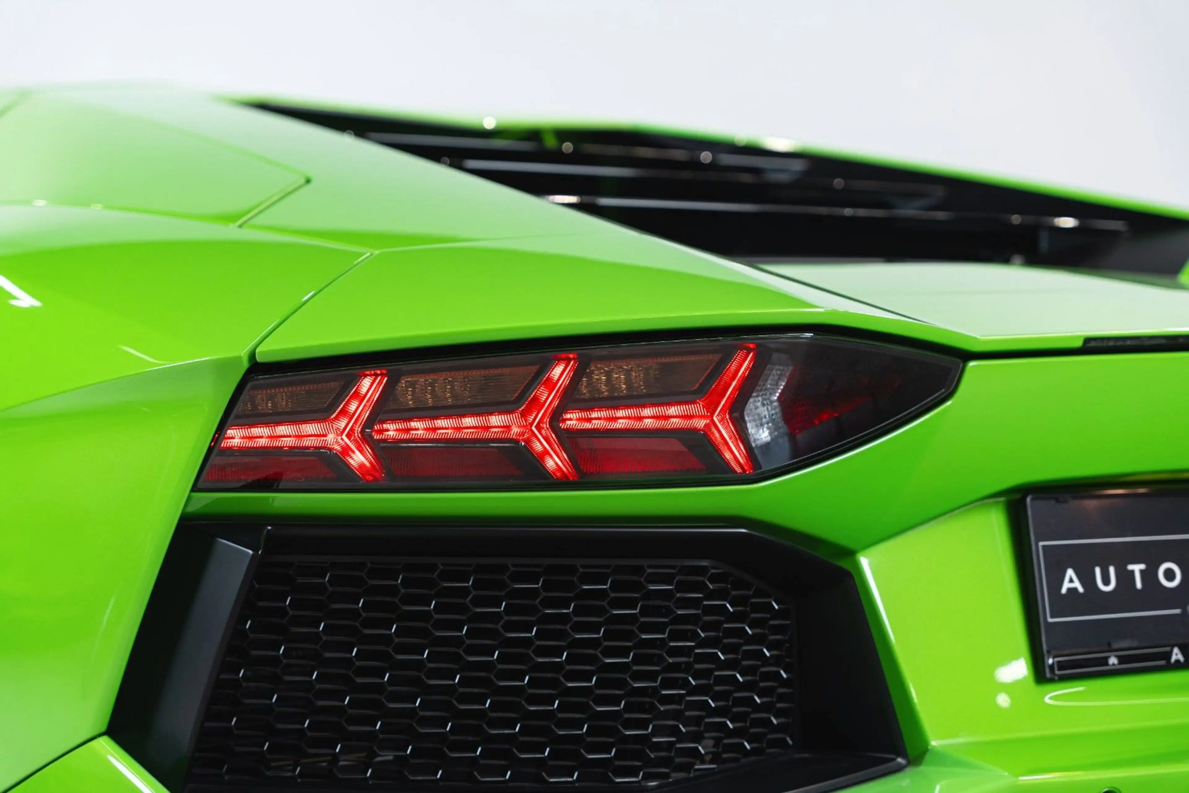 Lamborghini Aventador LP 700-4 *LIFT* BRANDING PACKAGE* — photo 12