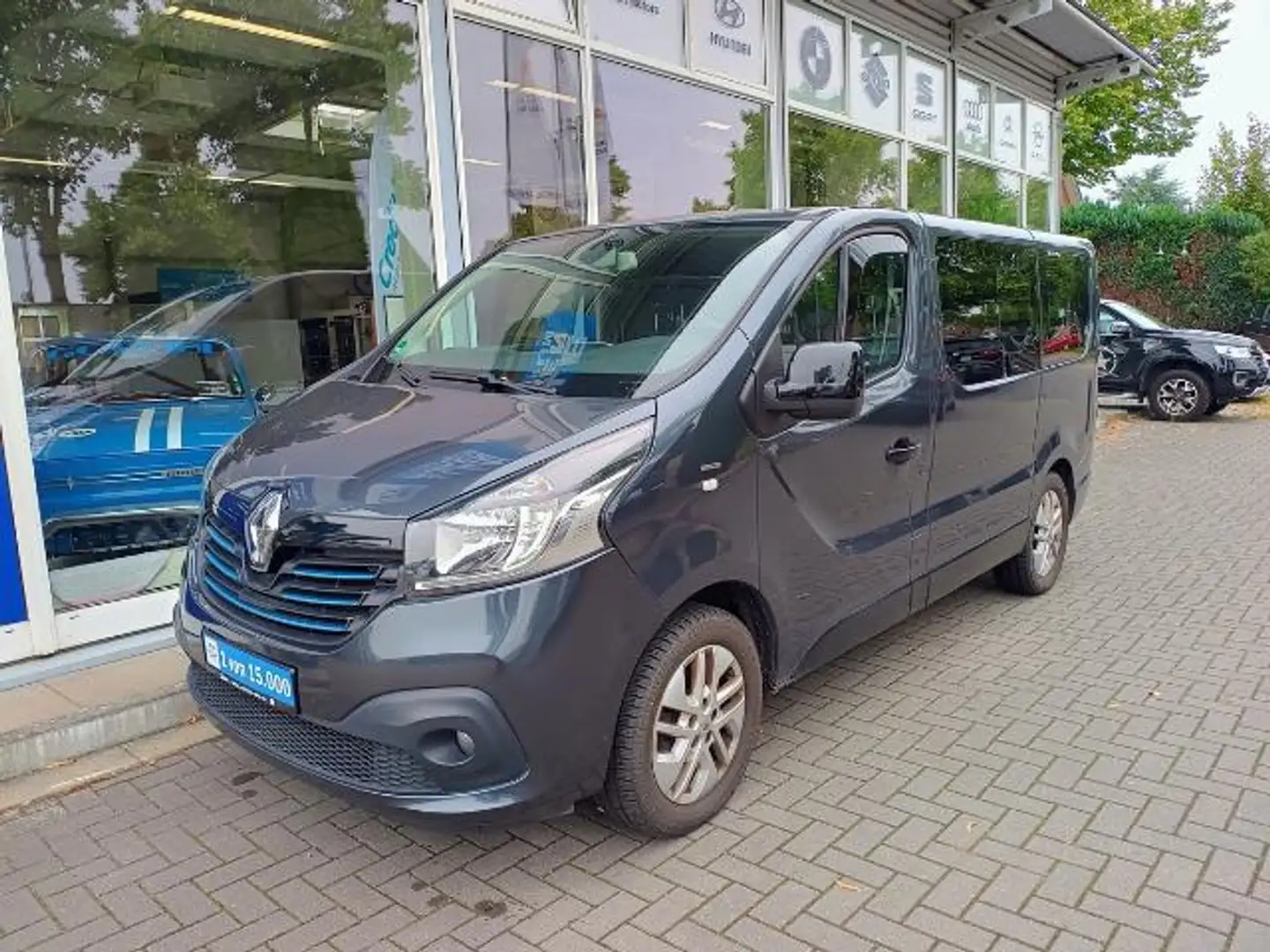 Renault Trafic 1,6 dCi 145 Energy L1H1 SpaceClass BT RFK AHK GJR Grijs - 1